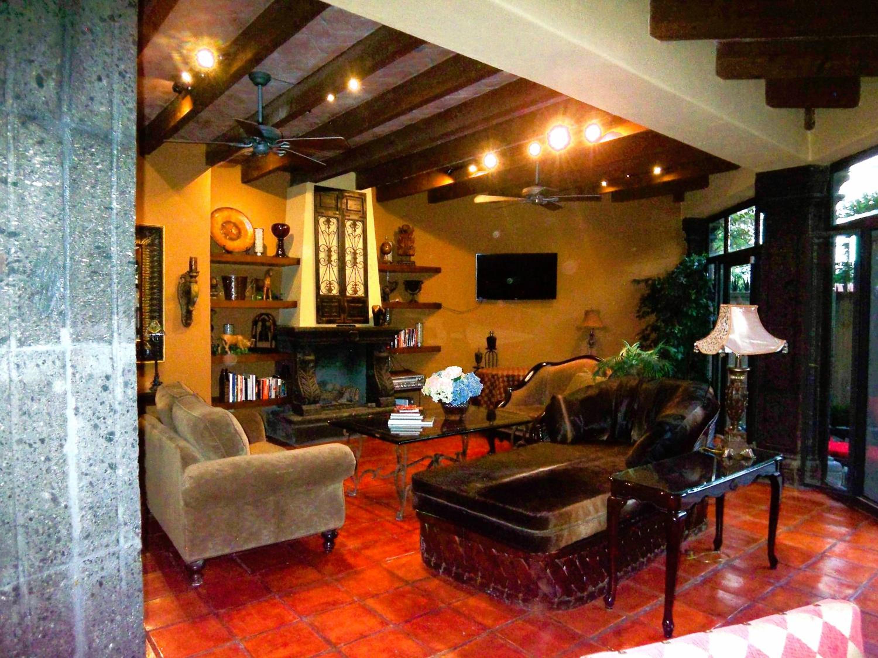 Three-Bedroom House - Photo 18