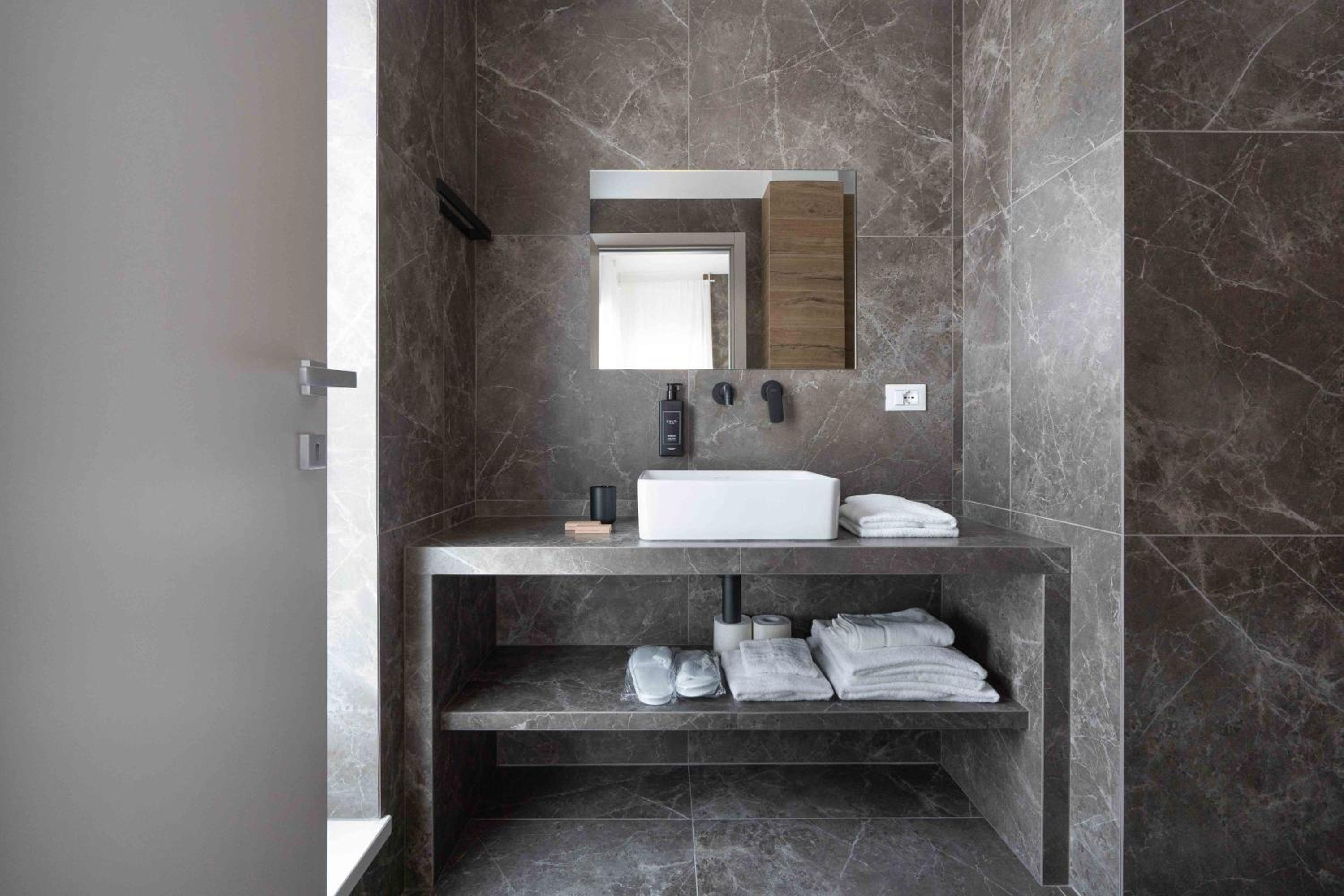 Double or Twin Room with Terrace photo 3