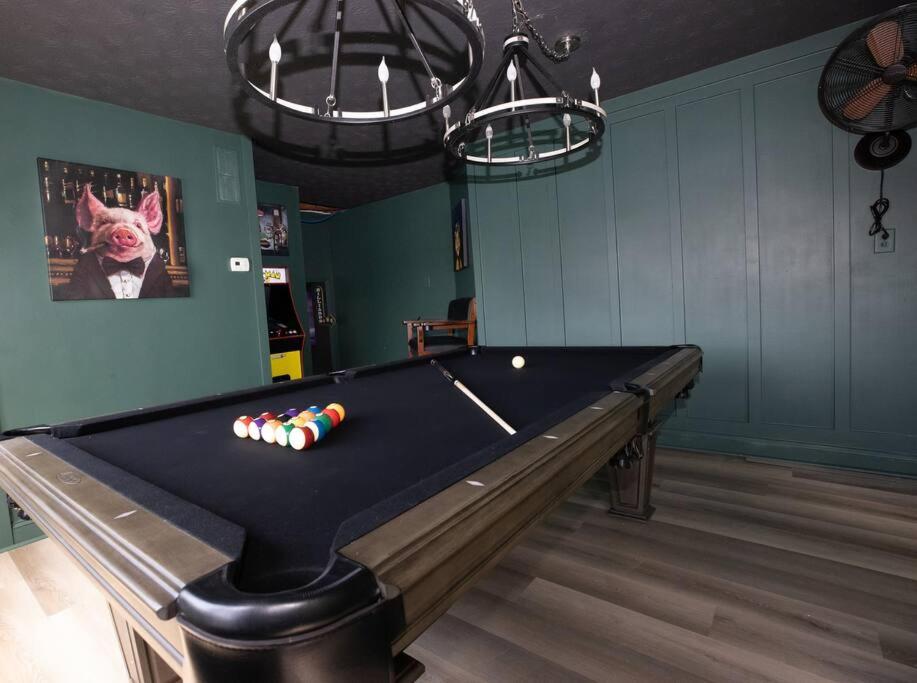 Four-Bedroom House photo 3