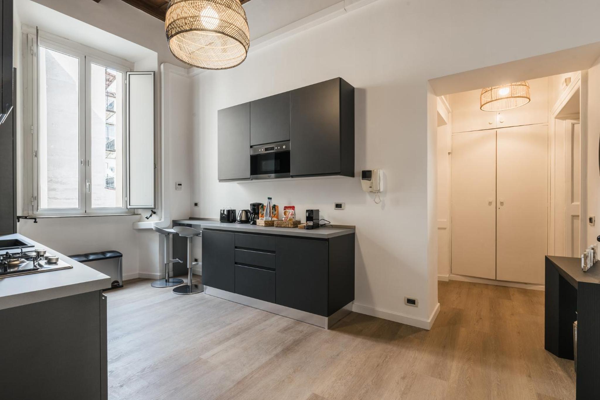 Apartment photo 2