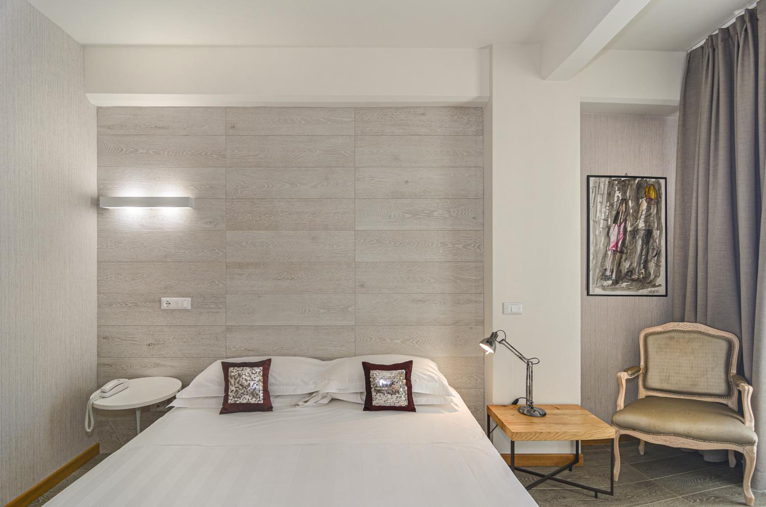 Double Room with Balcony and Sea View