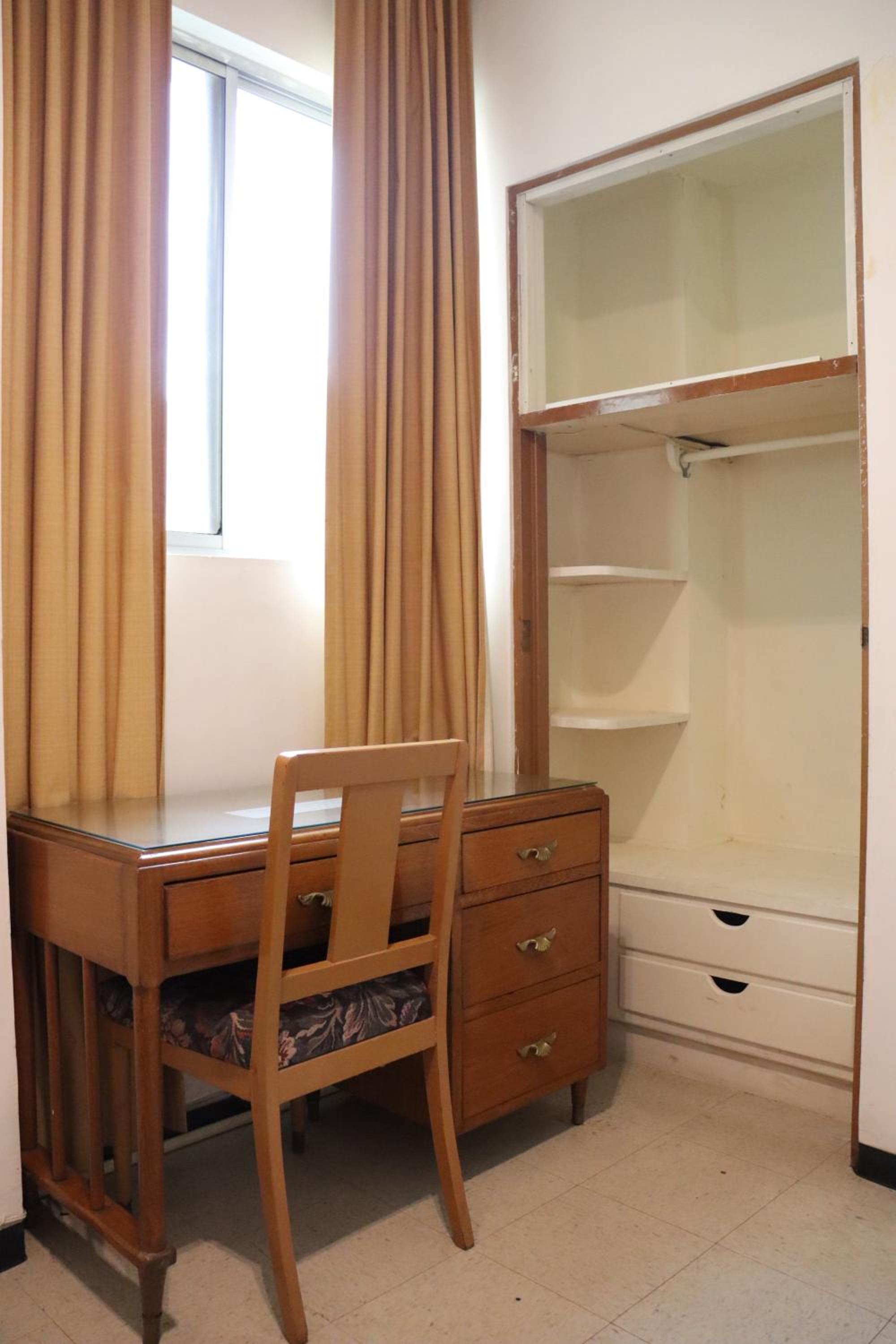 Economy Room photo 3