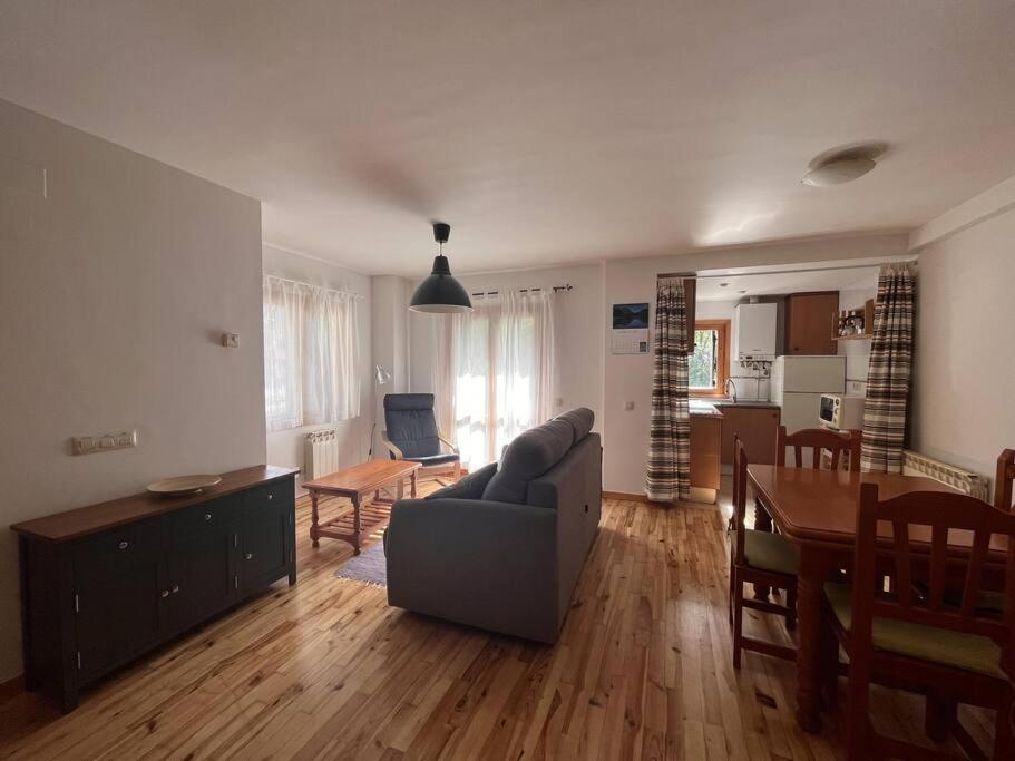 Two-Bedroom Apartment photo 2