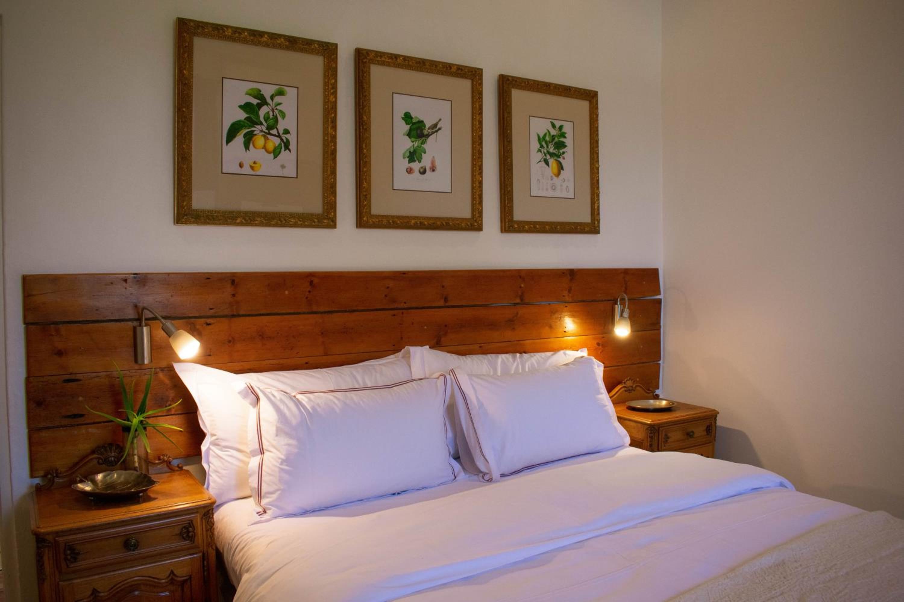 Queen Room photo 3