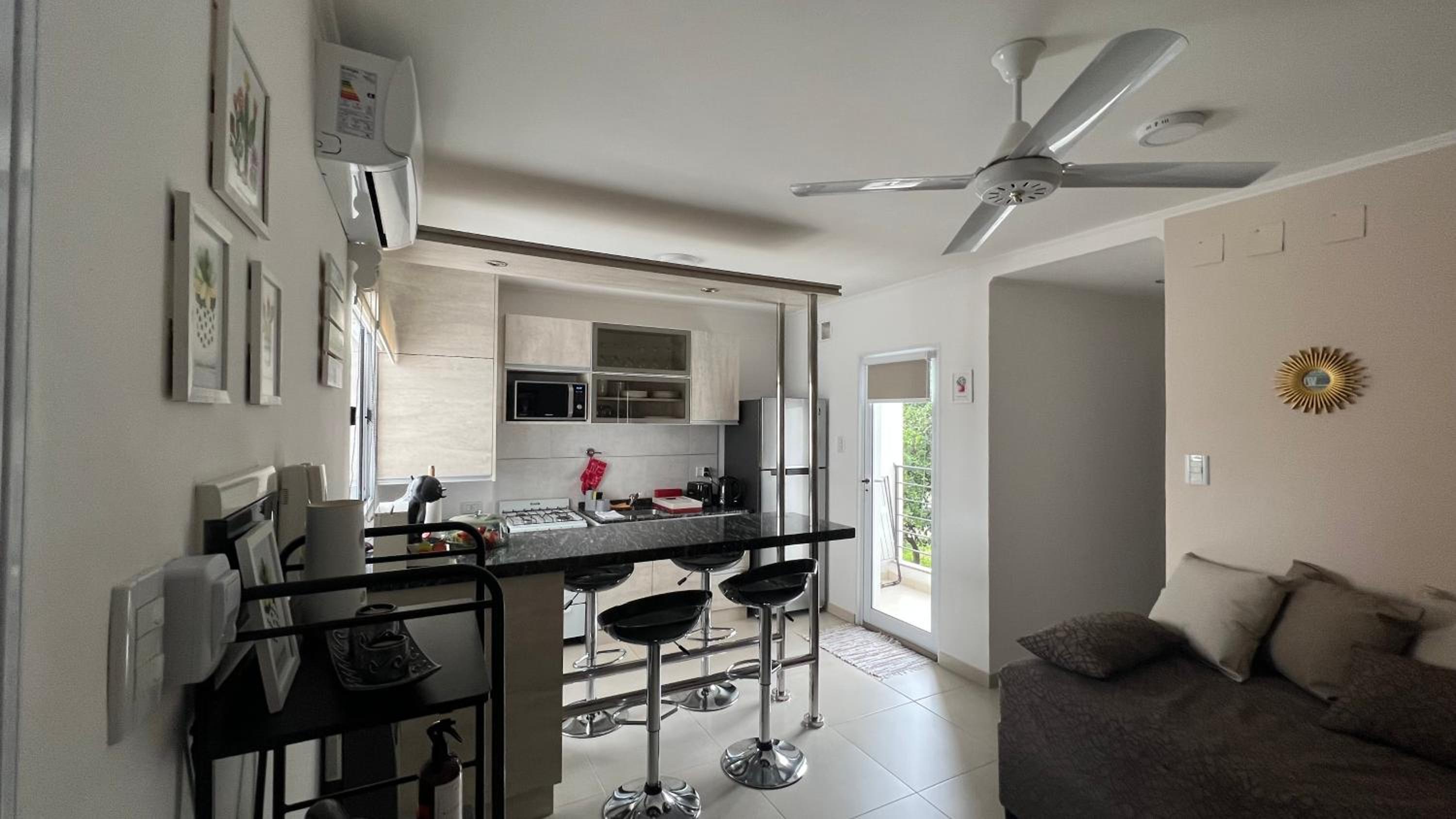 One-Bedroom Apartment photo 3