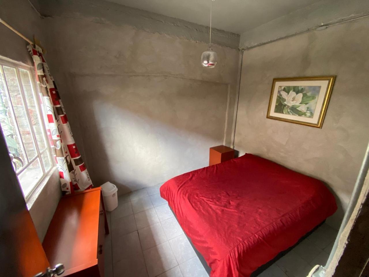 Double or Twin Room - Photo 4