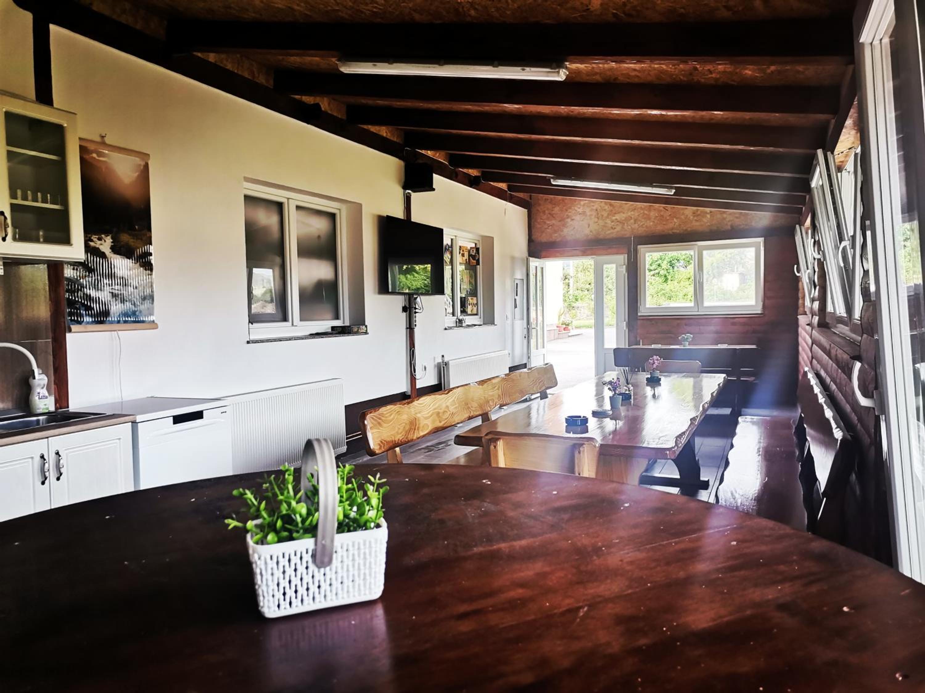 Twin Room - Photo 17