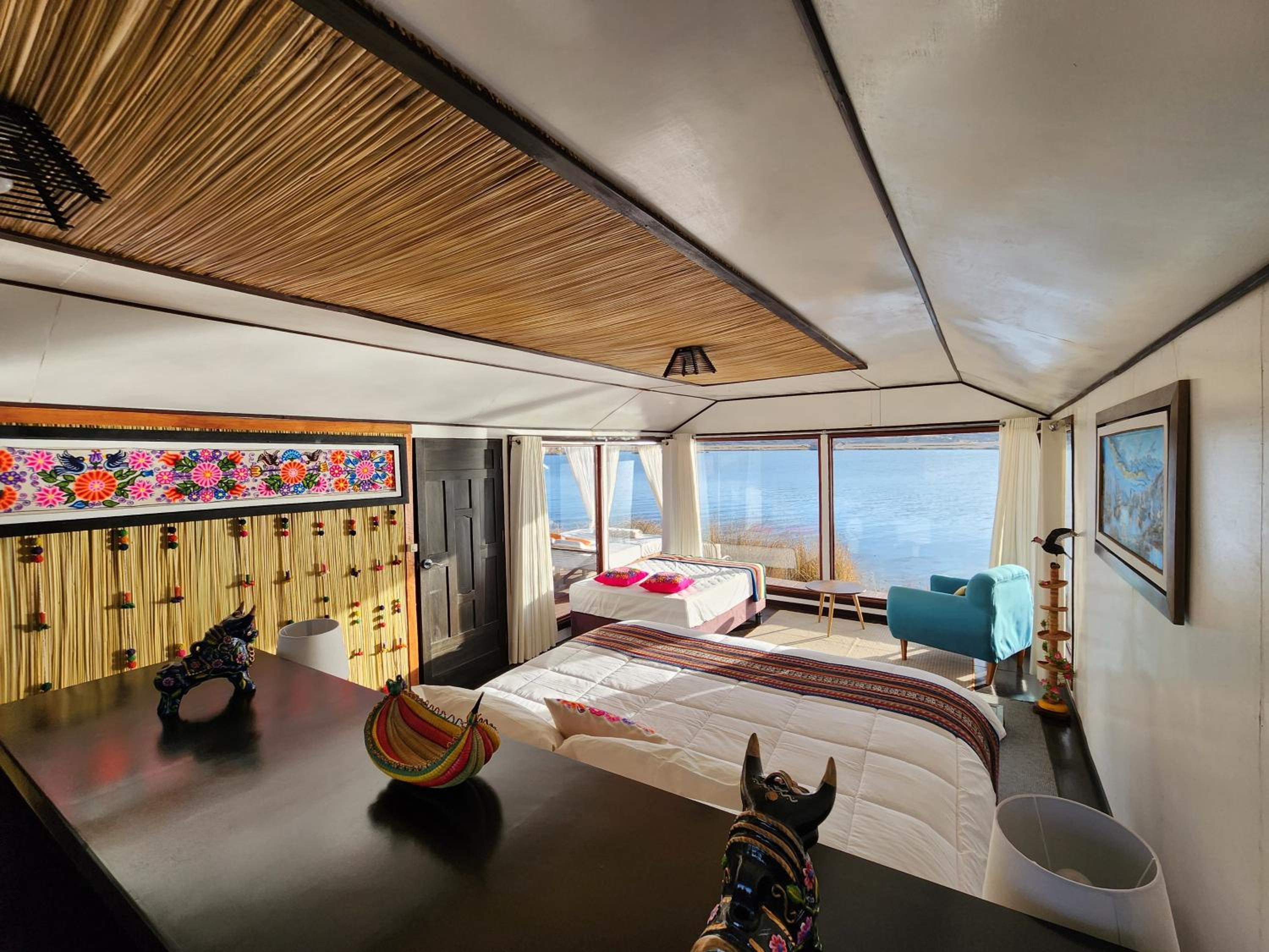Deluxe King Suite photo 3
