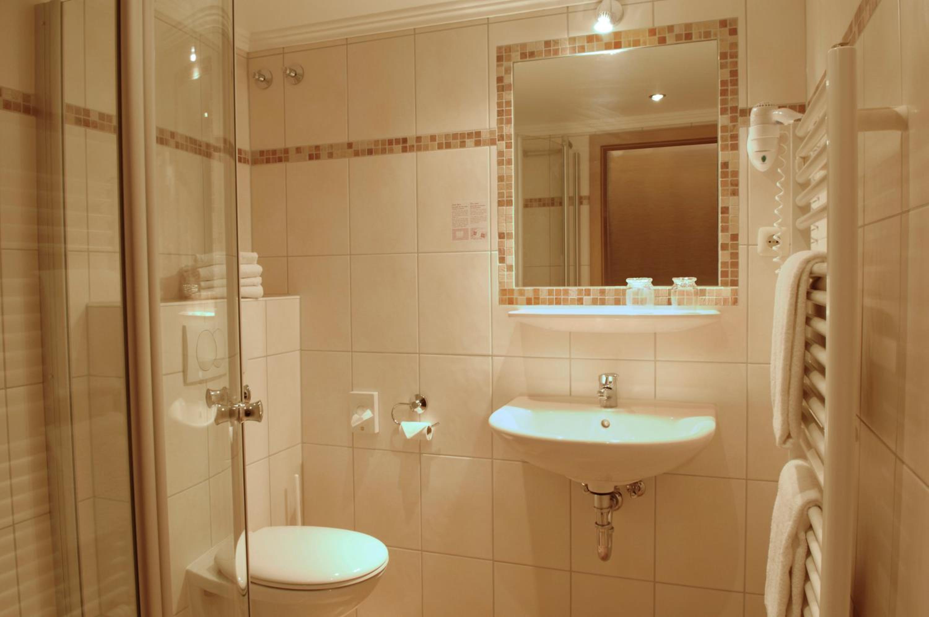 Standard Double Room - Photo 4