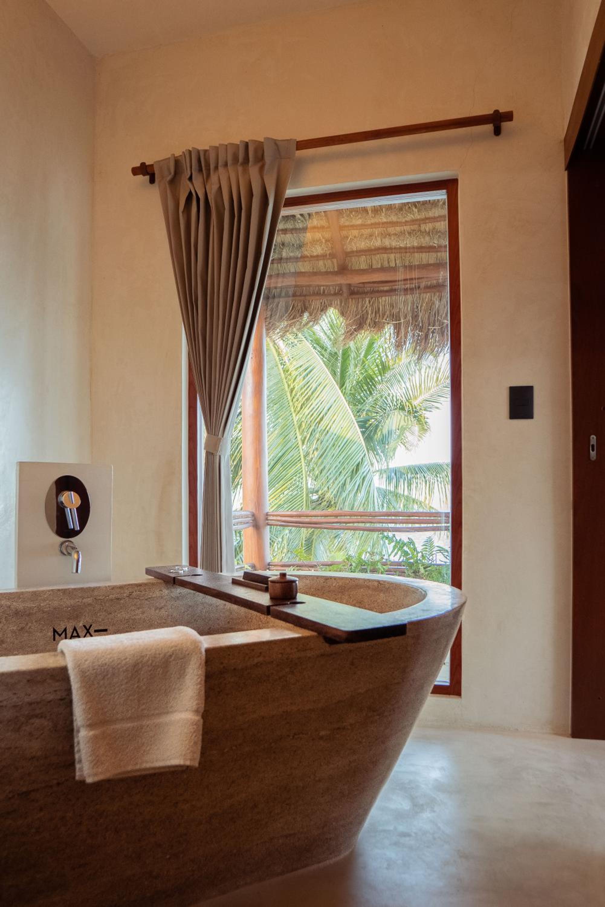 Suite with Lake View