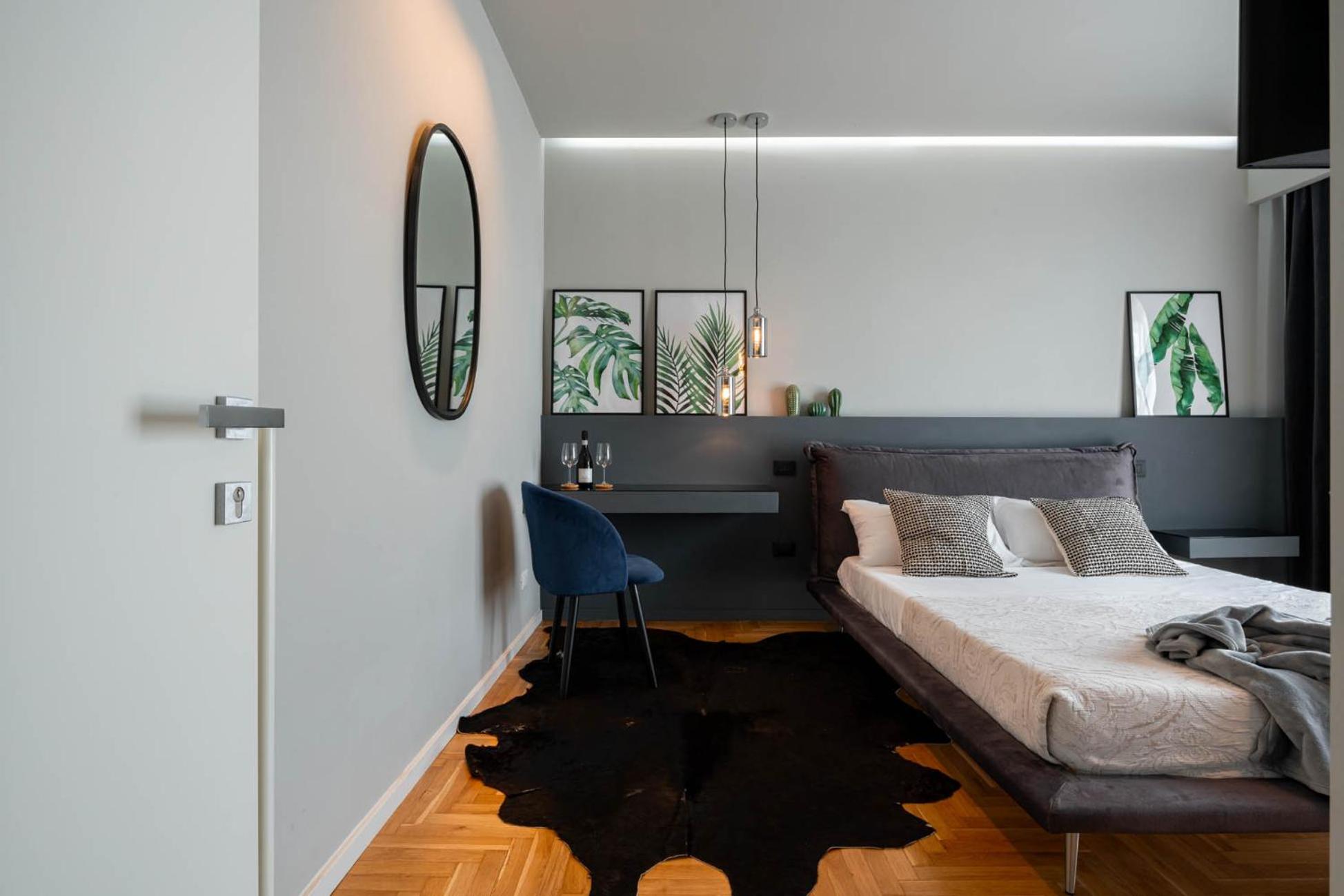 Two-Bedroom Apartment - Photo 4