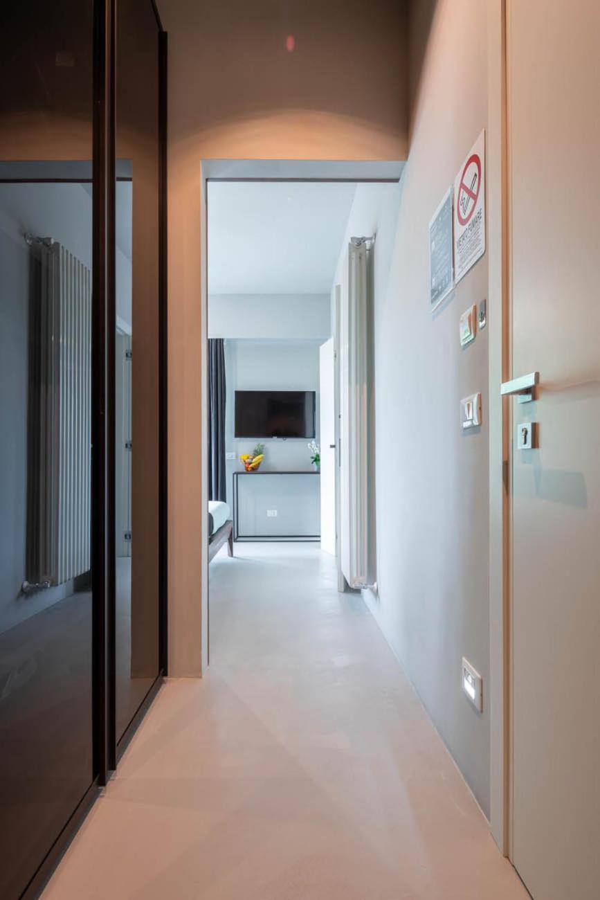 One-Bedroom Apartment - Photo 19