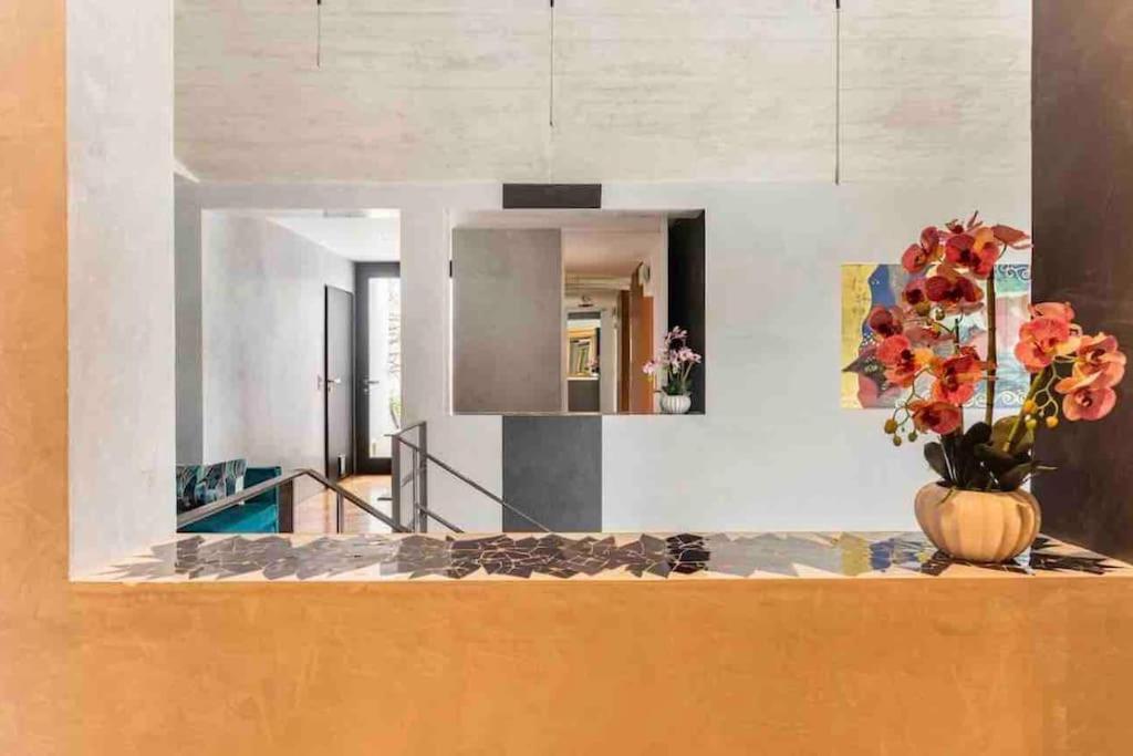Villa photo 1
