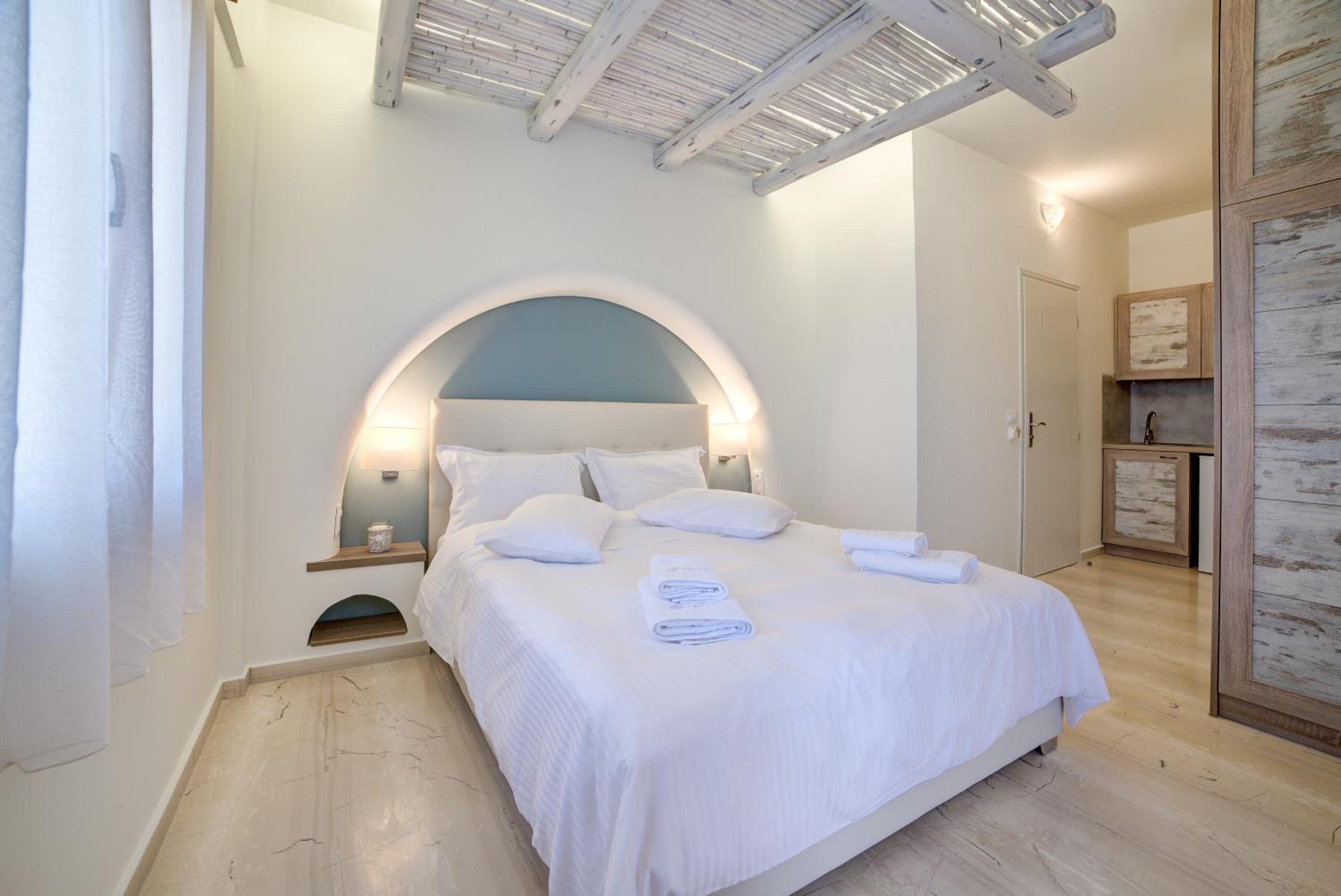 Superior Double Room with Balcony photo 3