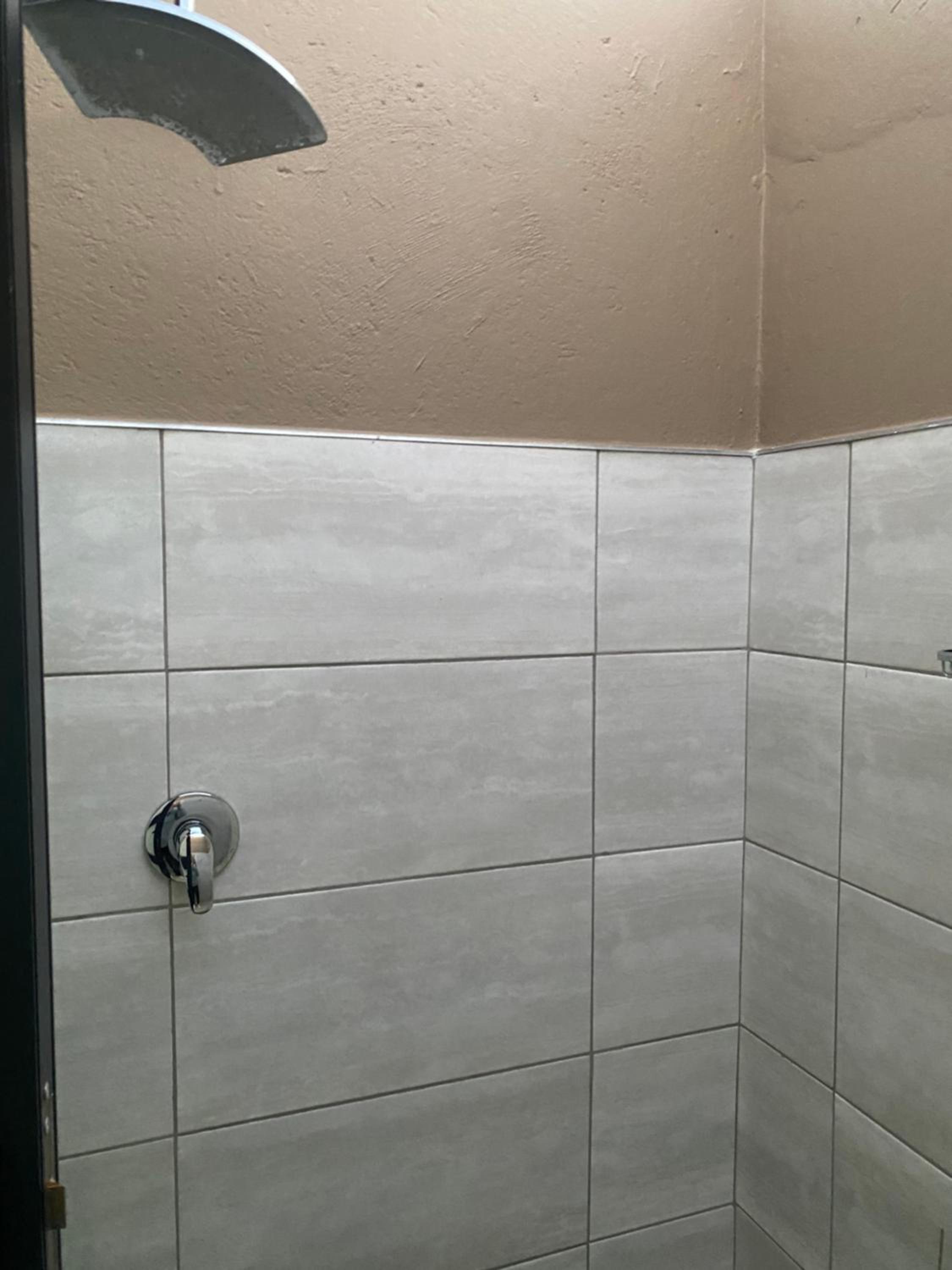 Superior Suite - Photo 6