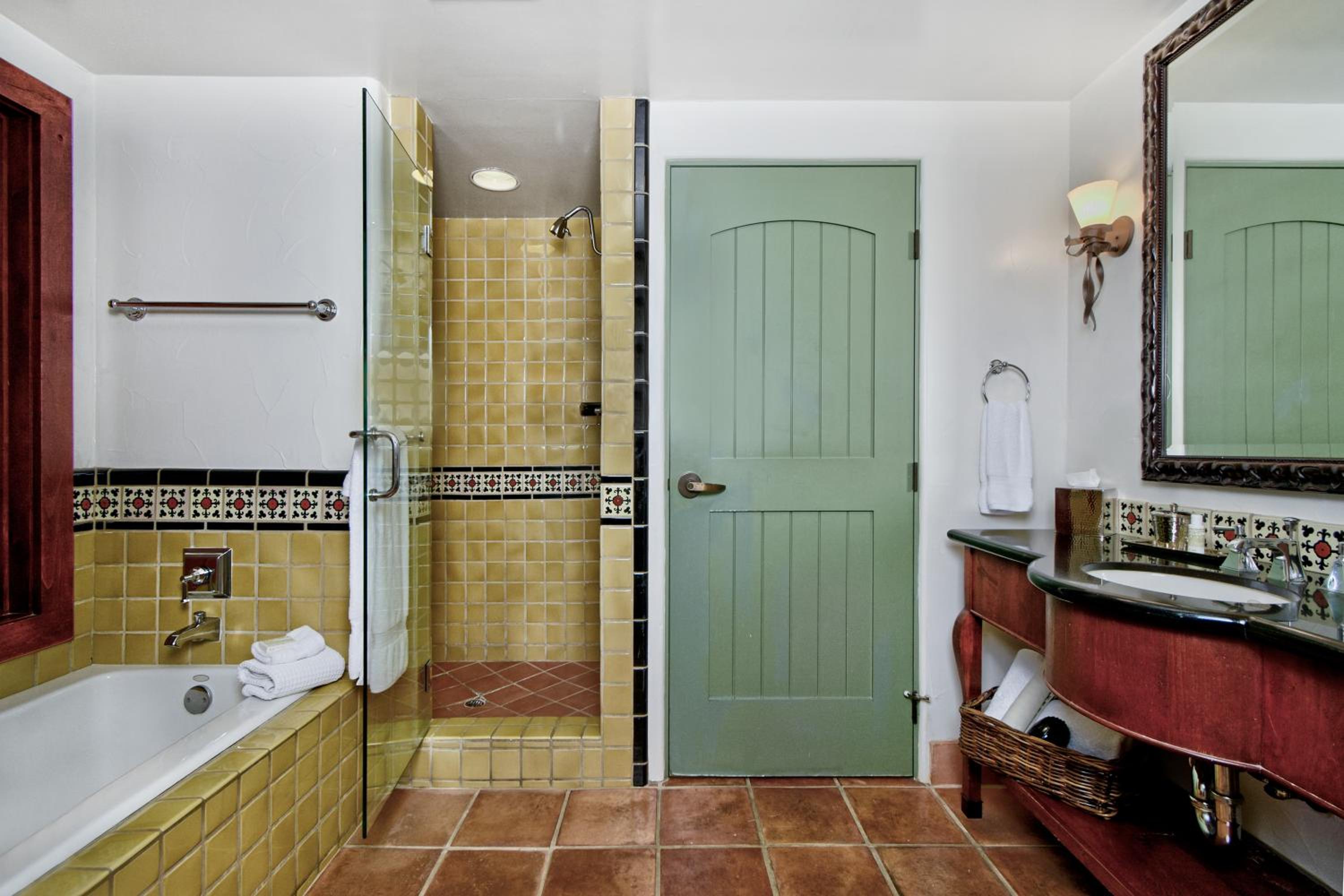 Standard Double Suite - Photo 2