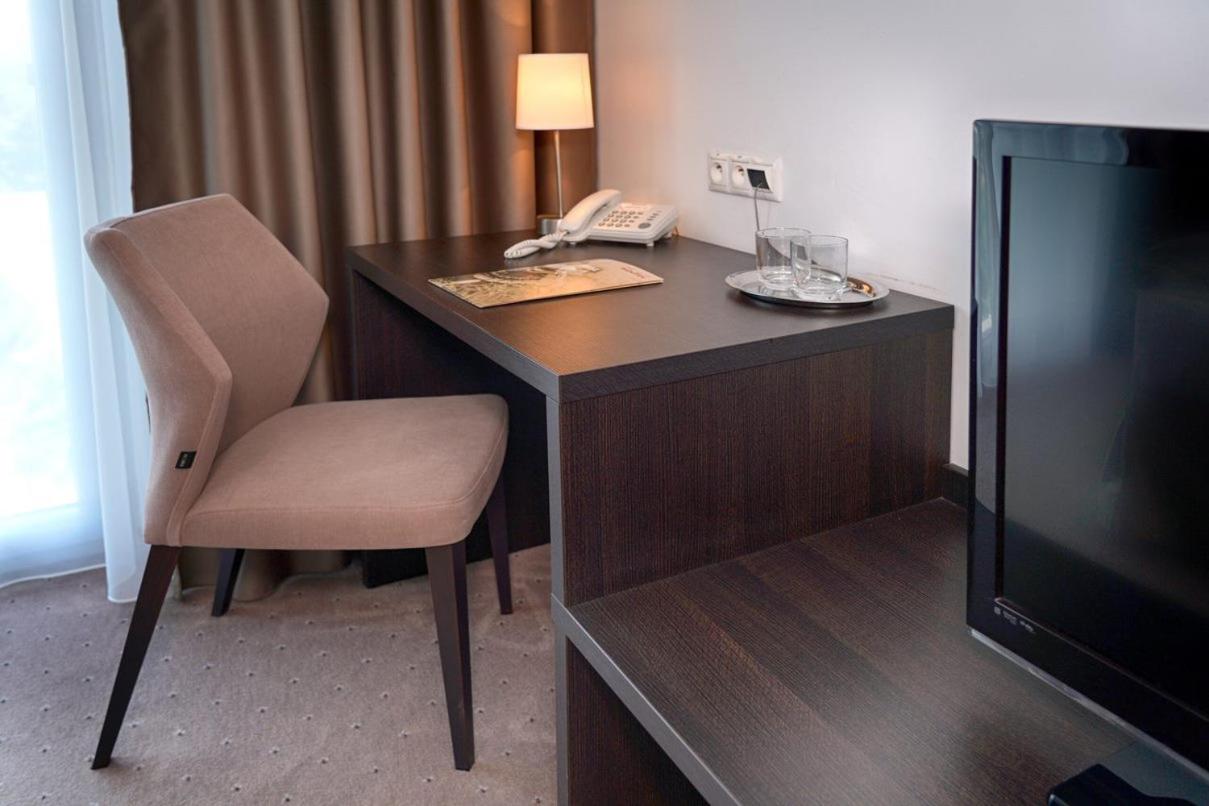 Deluxe Double or Twin Room - Photo 4