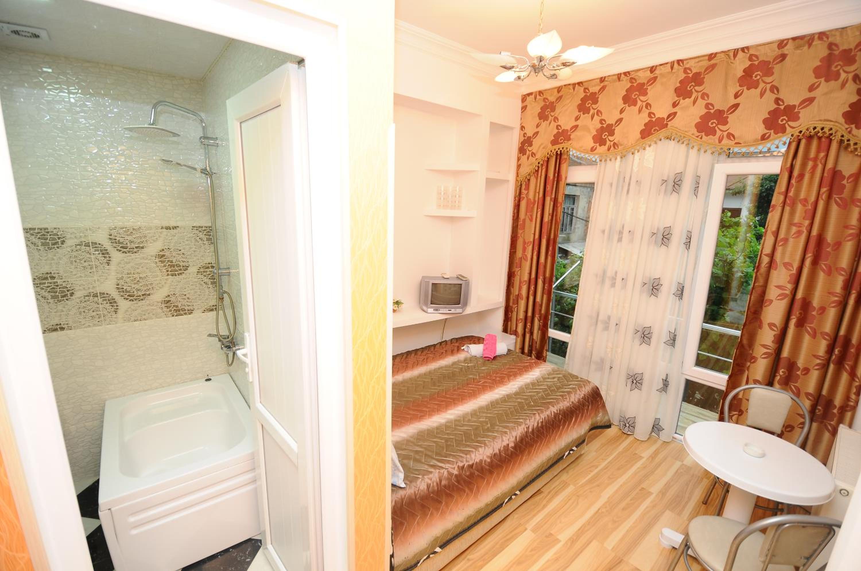 Double Room with Balcony photo 1
