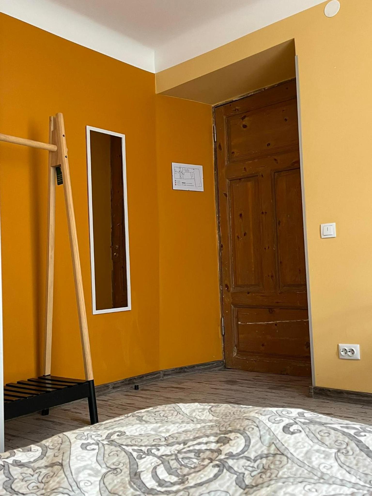 Small Double Room - Ground Floor photo 3
