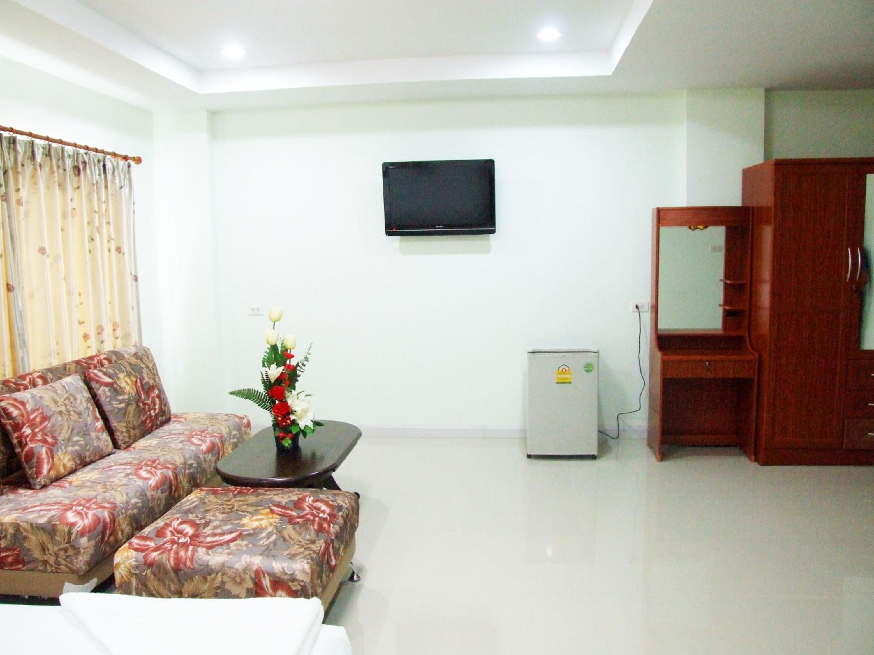 Large Double Room photo 1