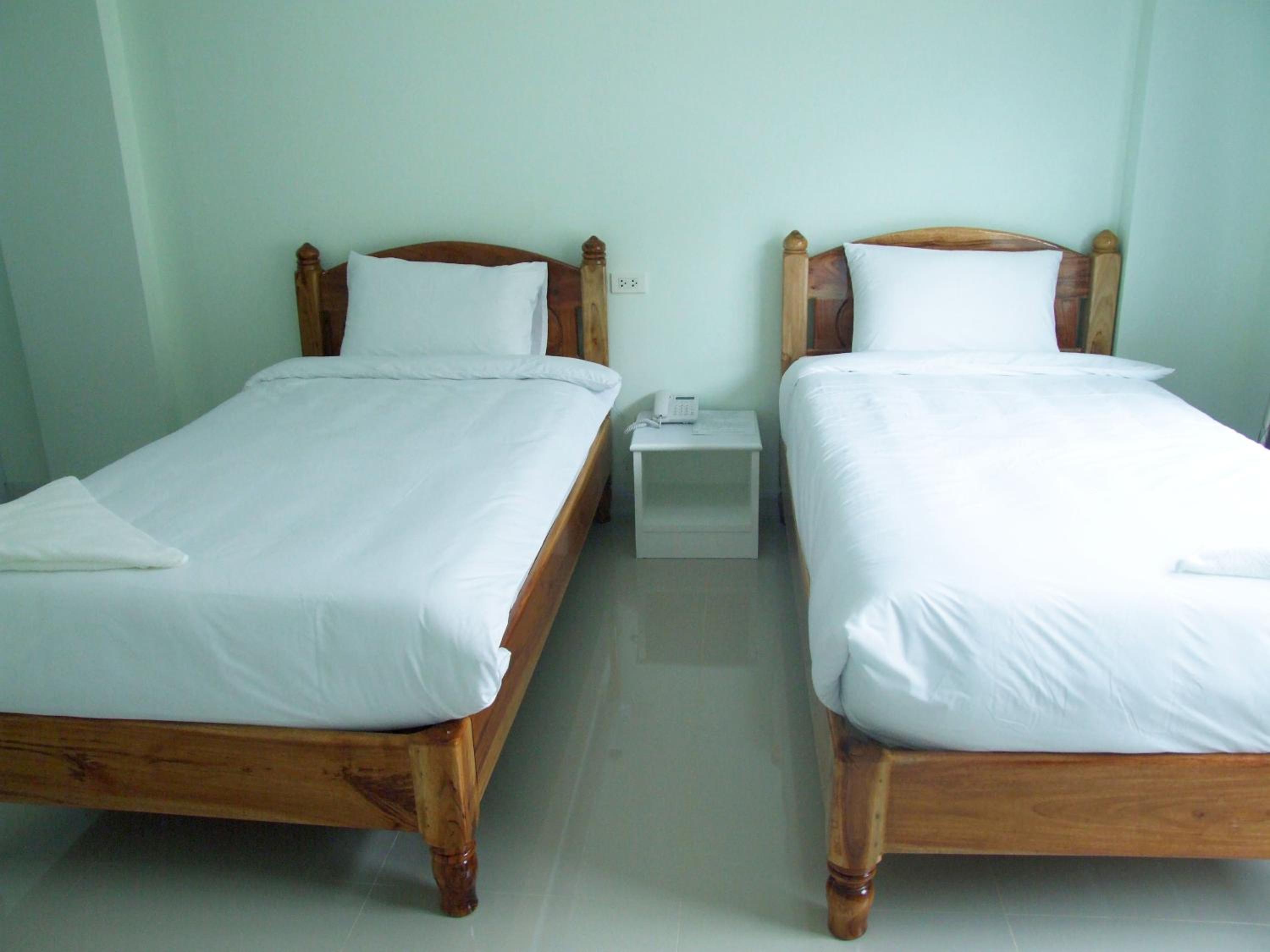 Deluxe Twin Room photo 2