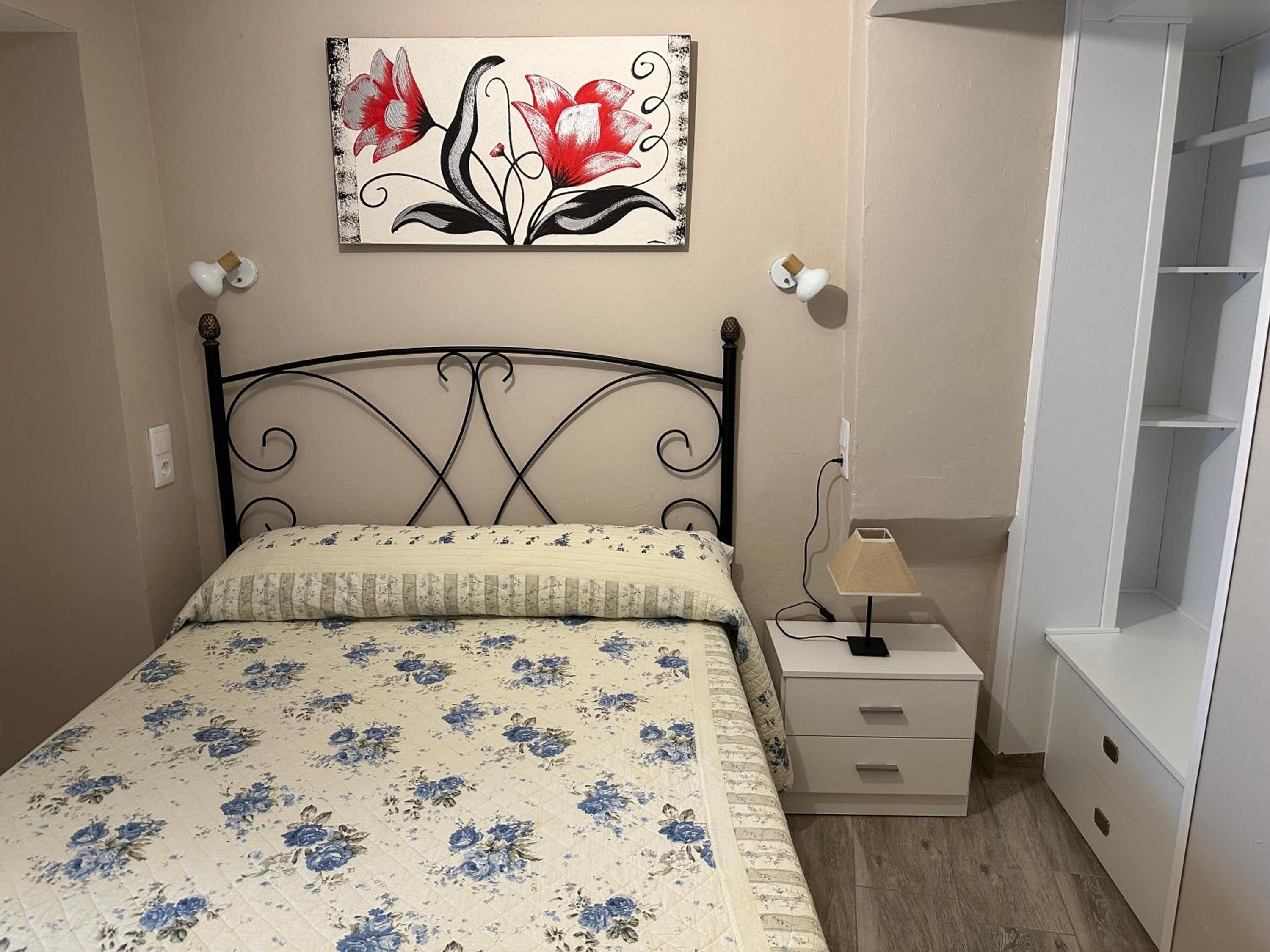 One-Bedroom House photo 3