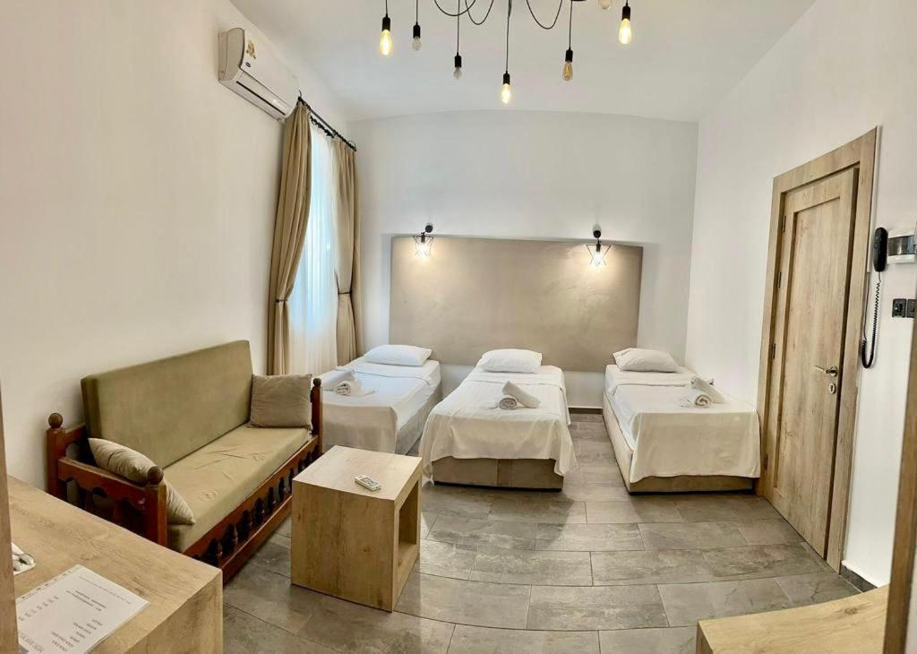 Budget Triple Room