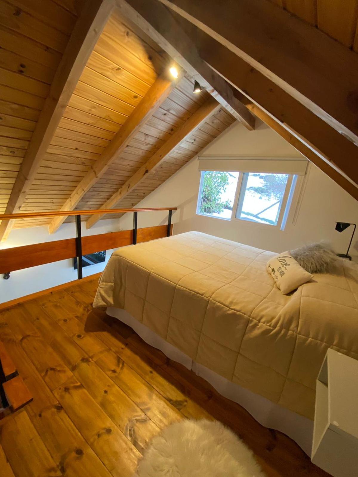 One-Bedroom House photo 1