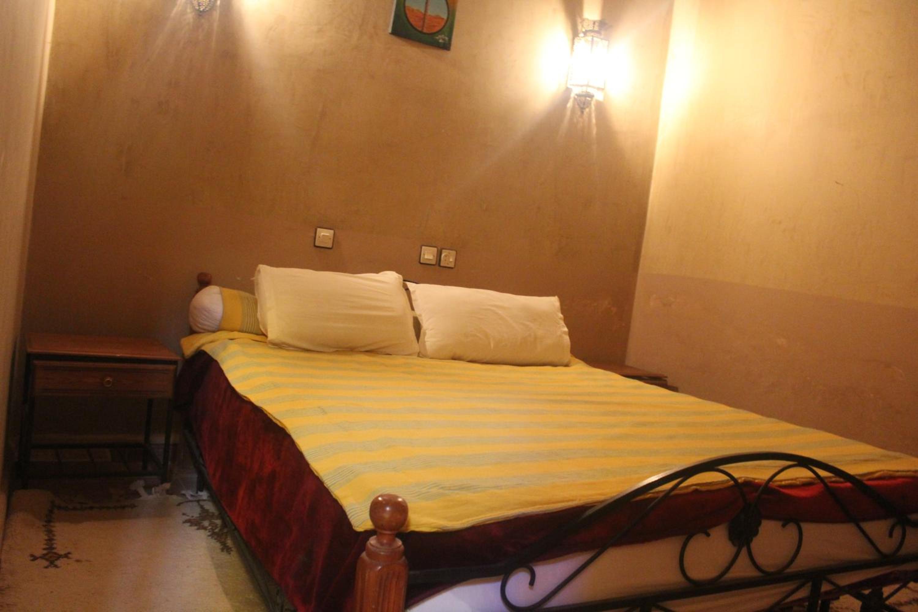 Double Room with Private Bathroom photo 1