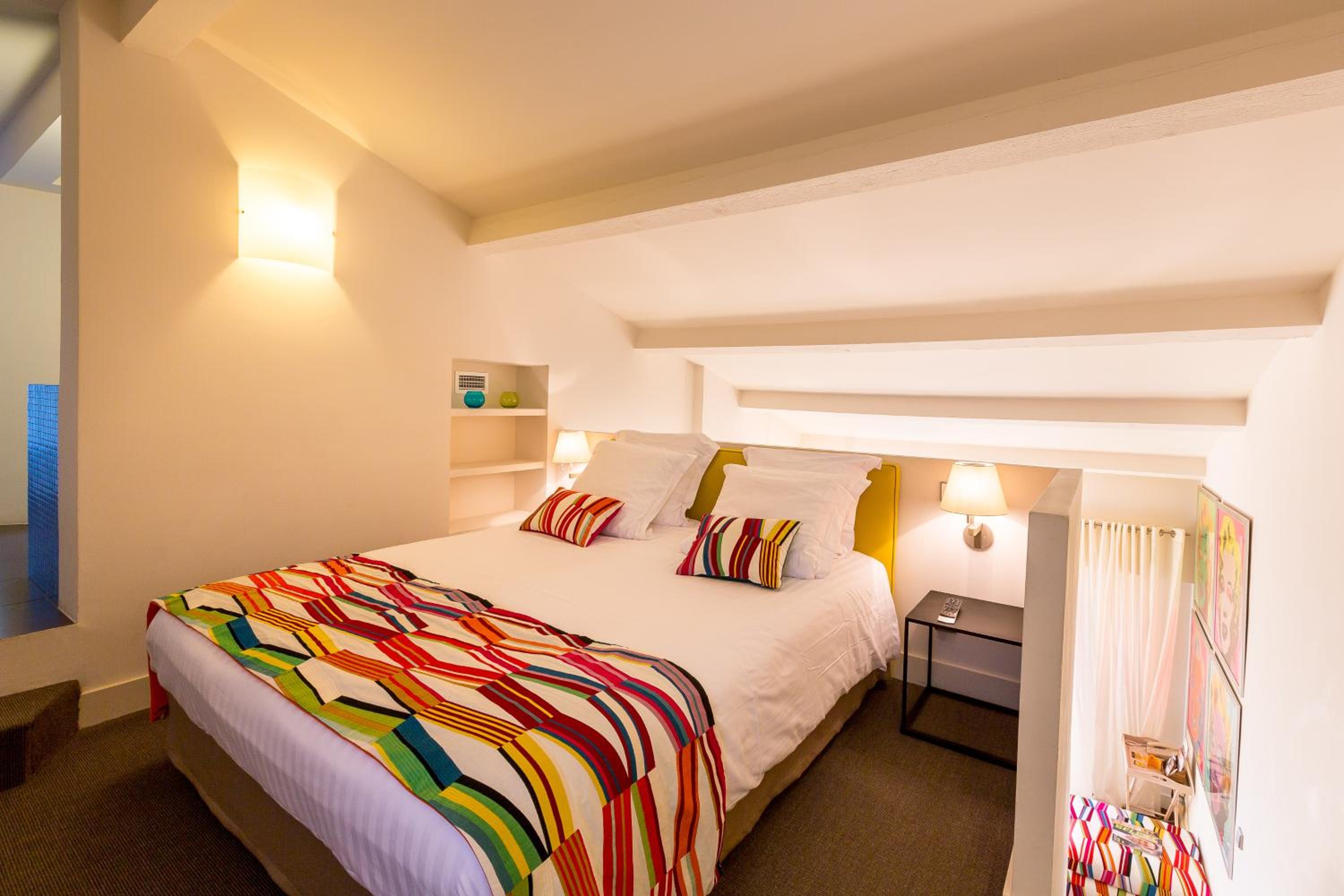 Family Suite with Spa Access - Photo 2