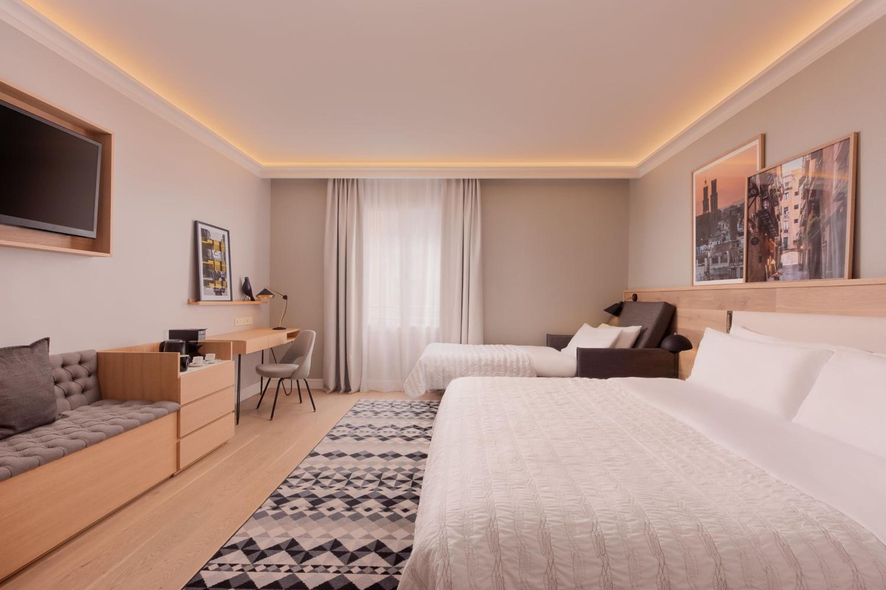 Premium King Room
