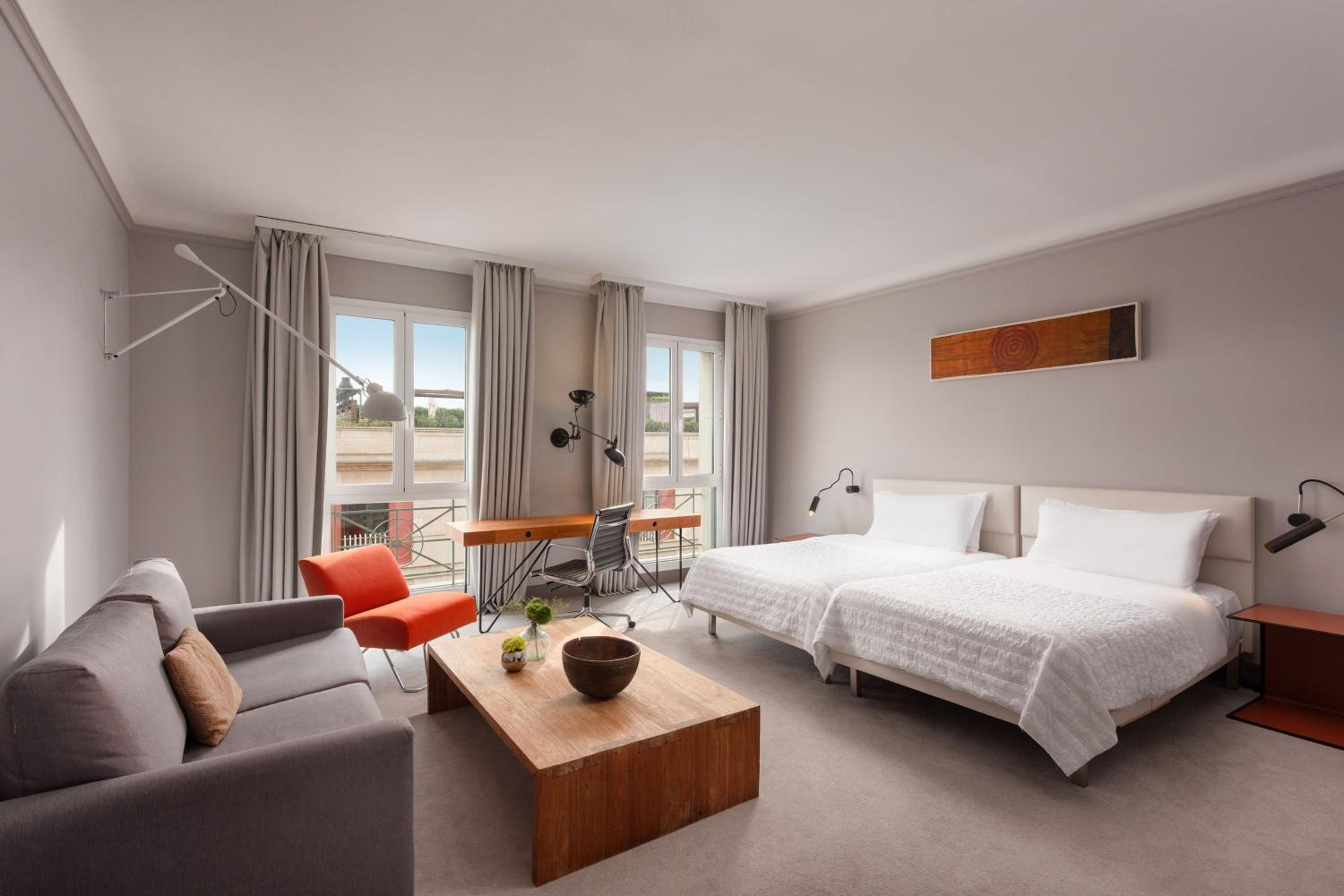 Junior Twin Suite