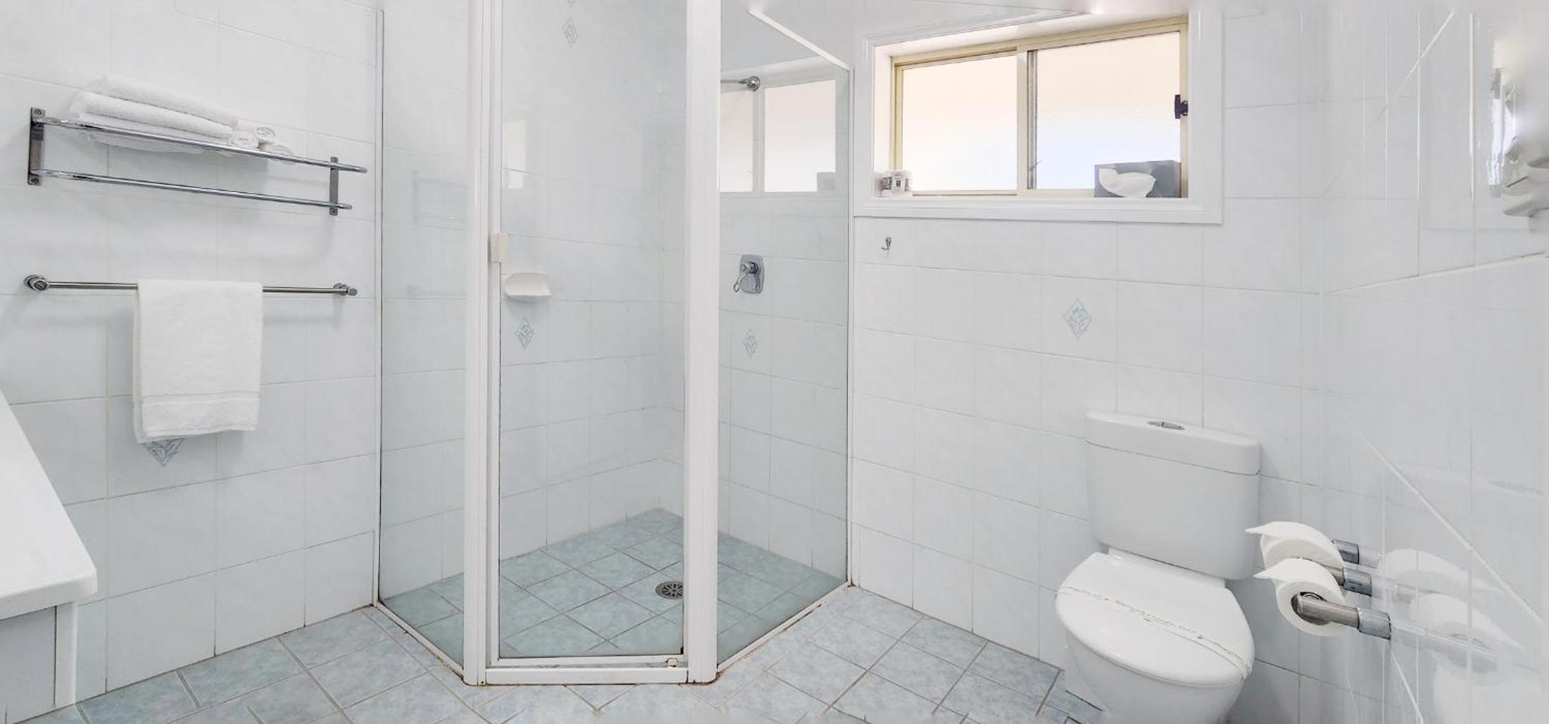 Pet Friendly - Quad Room photo 2