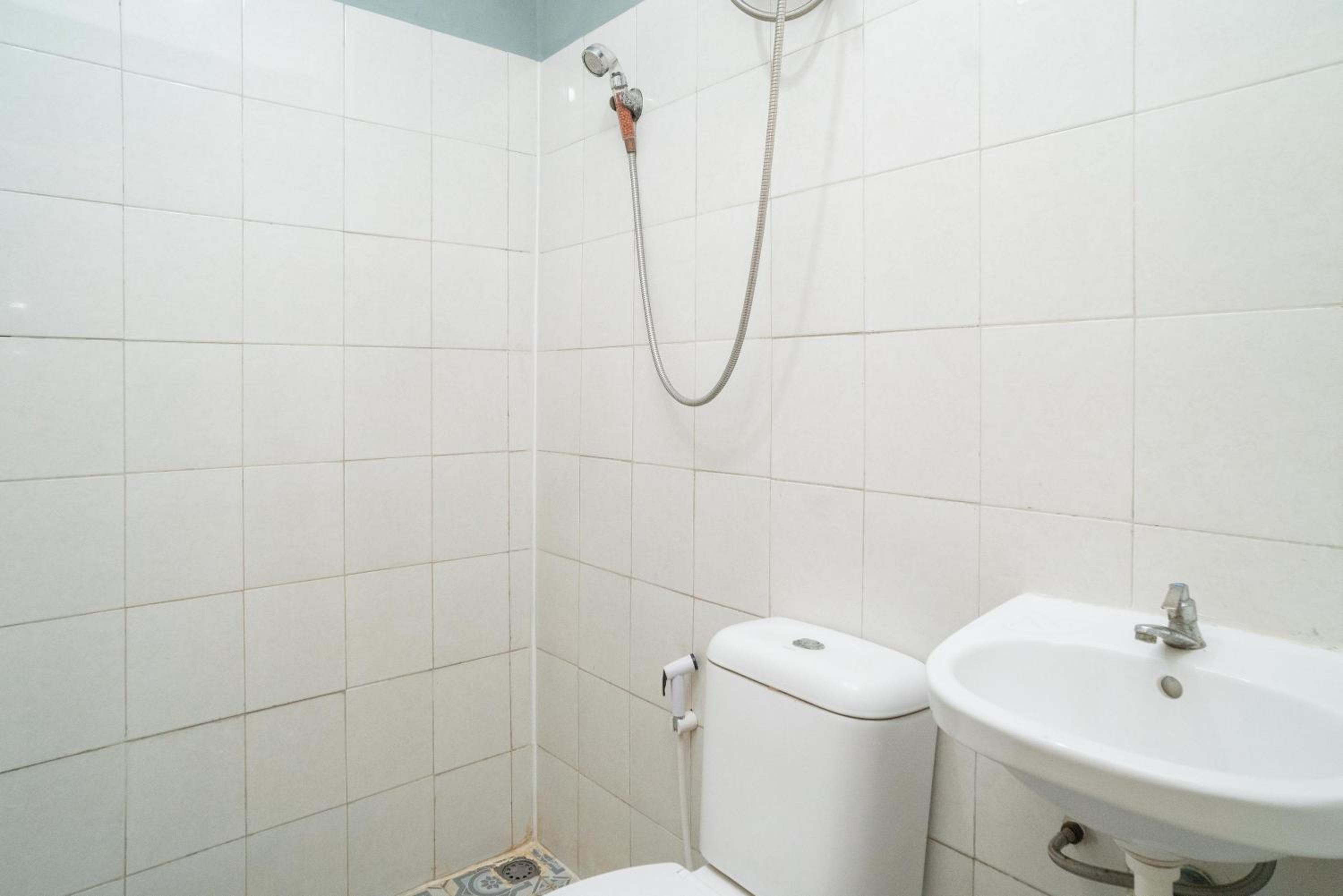 Standard Double Room - Photo 4
