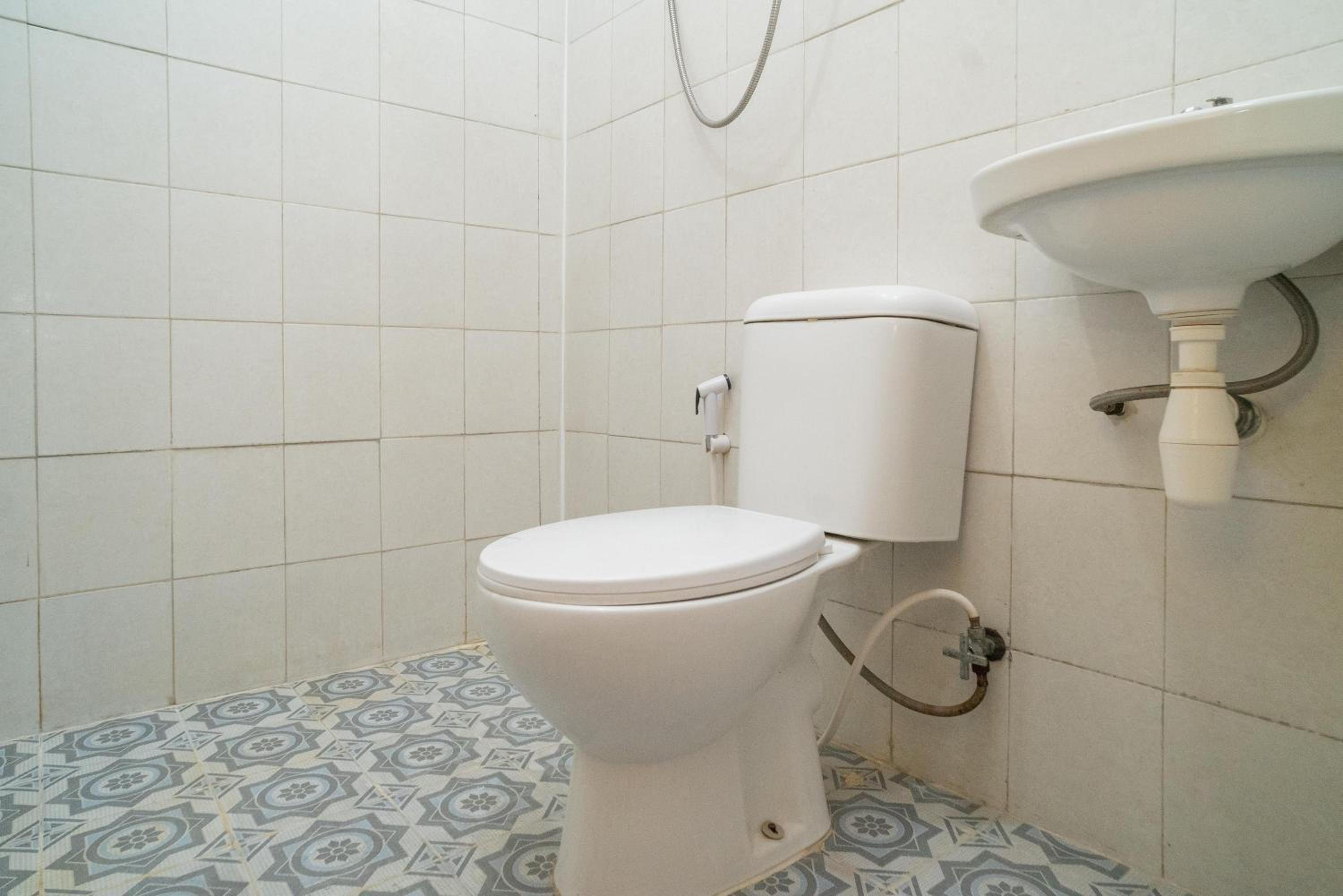 Standard Double Room - Photo 2