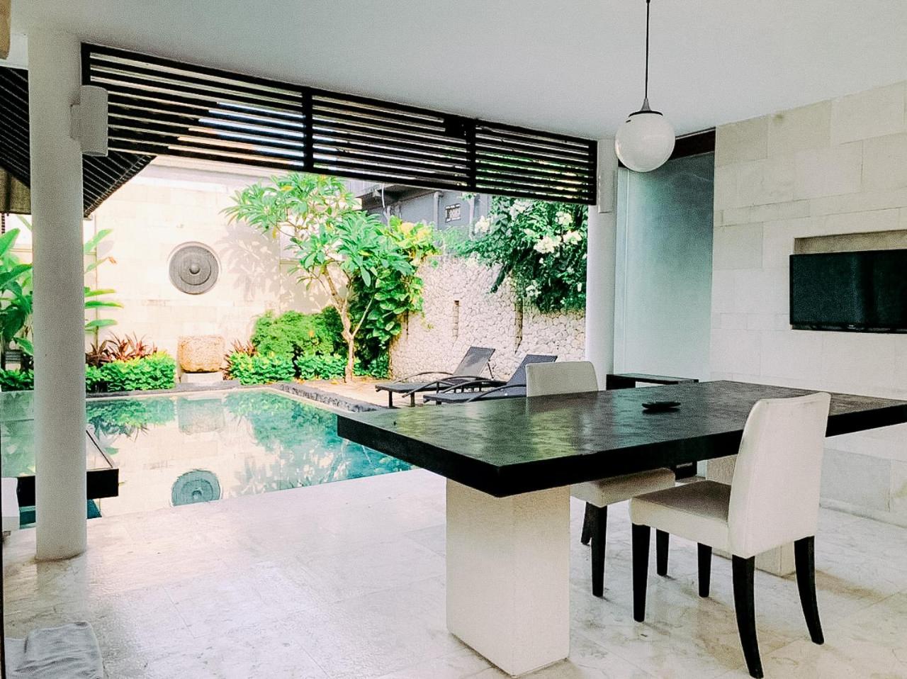 Two-Bedroom Villa - Photo 12