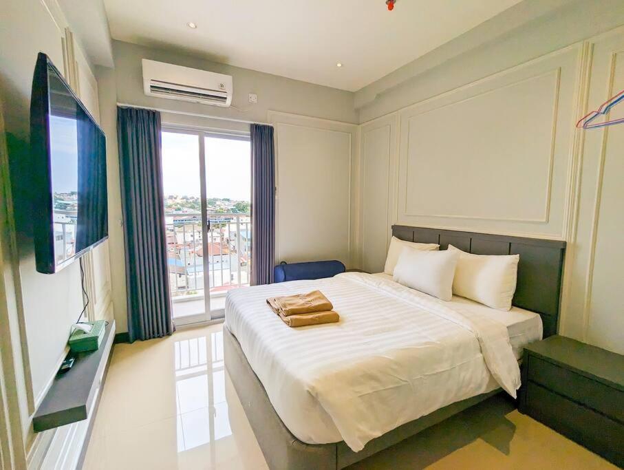 Studio Apartment photo 1