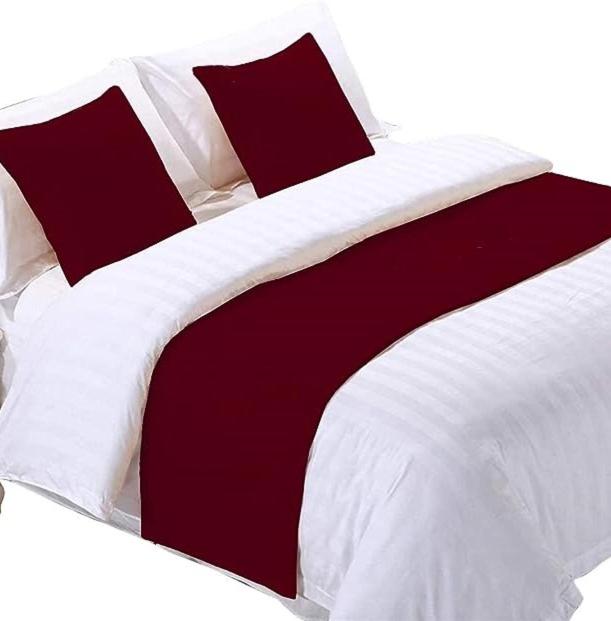 Deluxe Double Room (2 Adults + 1 Child) photo 1
