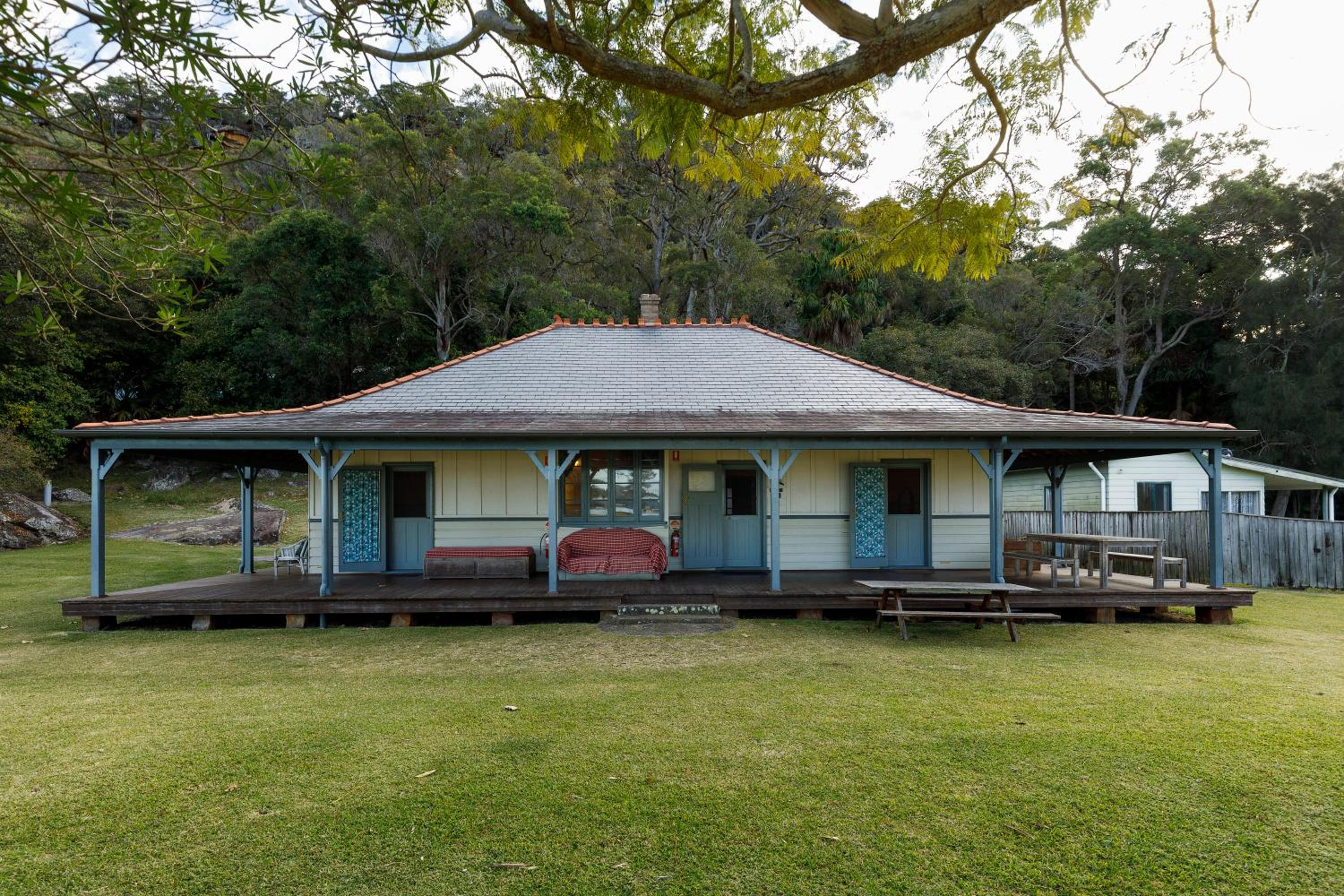Four-Bedroom House photo 3