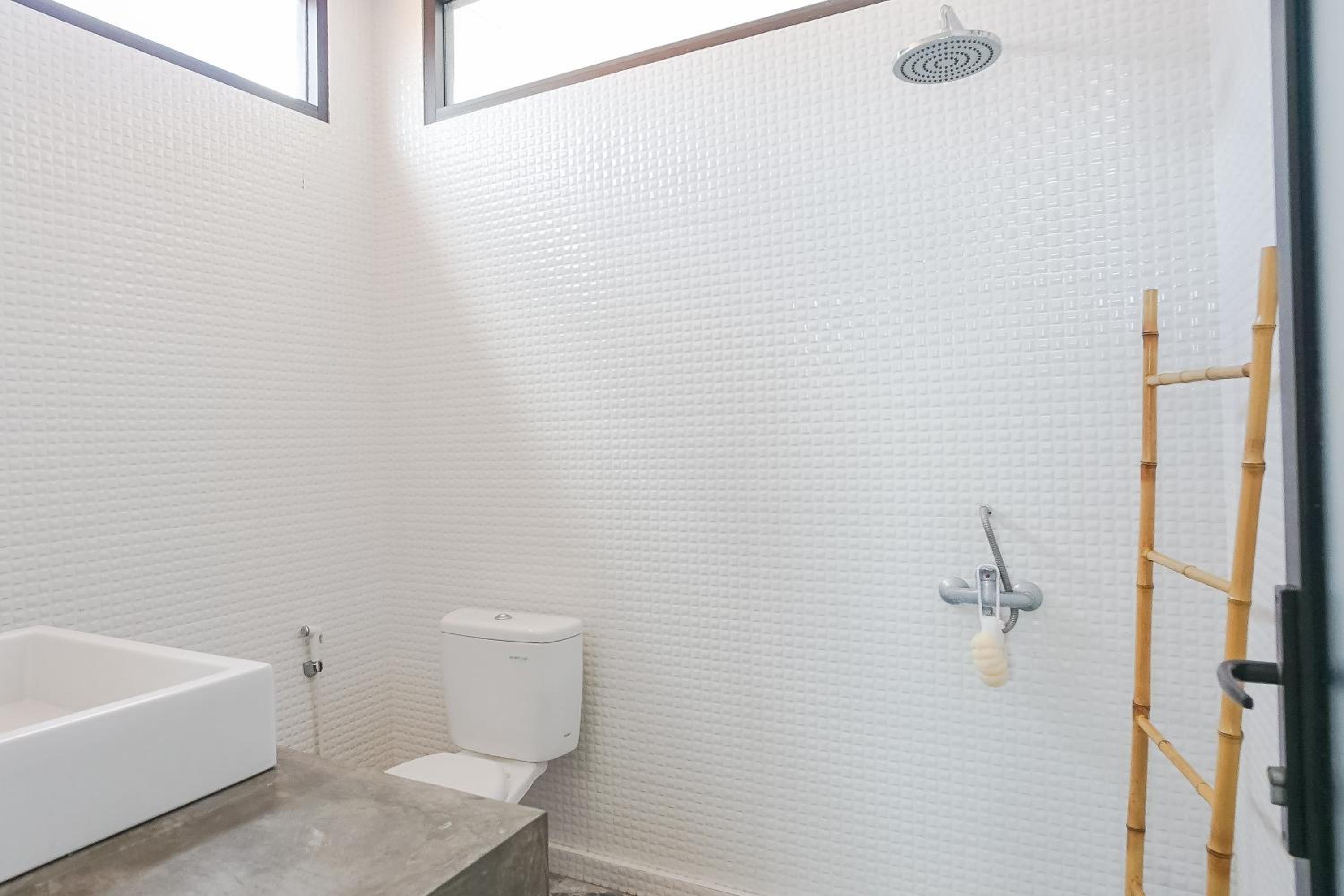 Studio Apartment - Photo 9