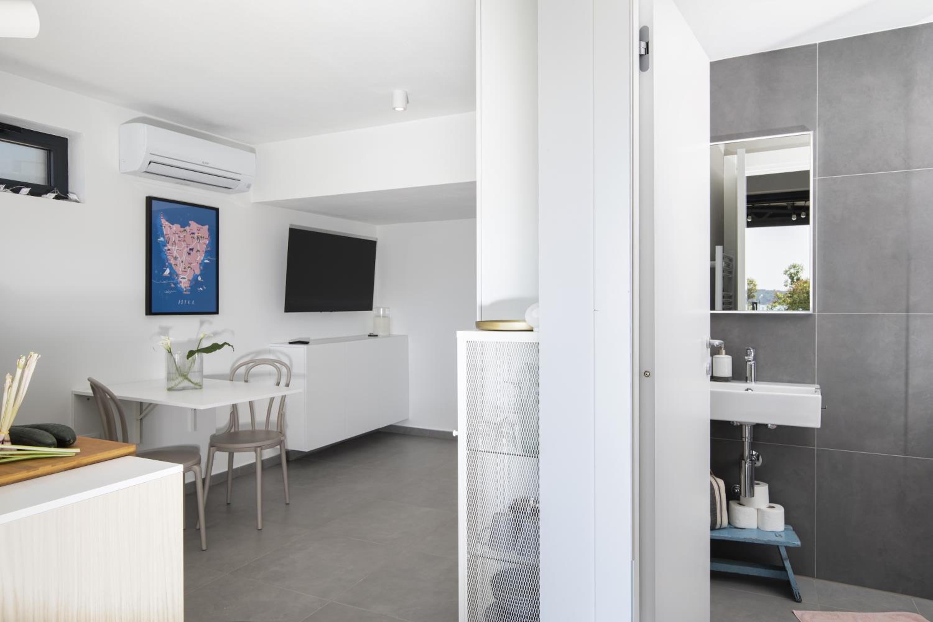 One-Bedroom Villa