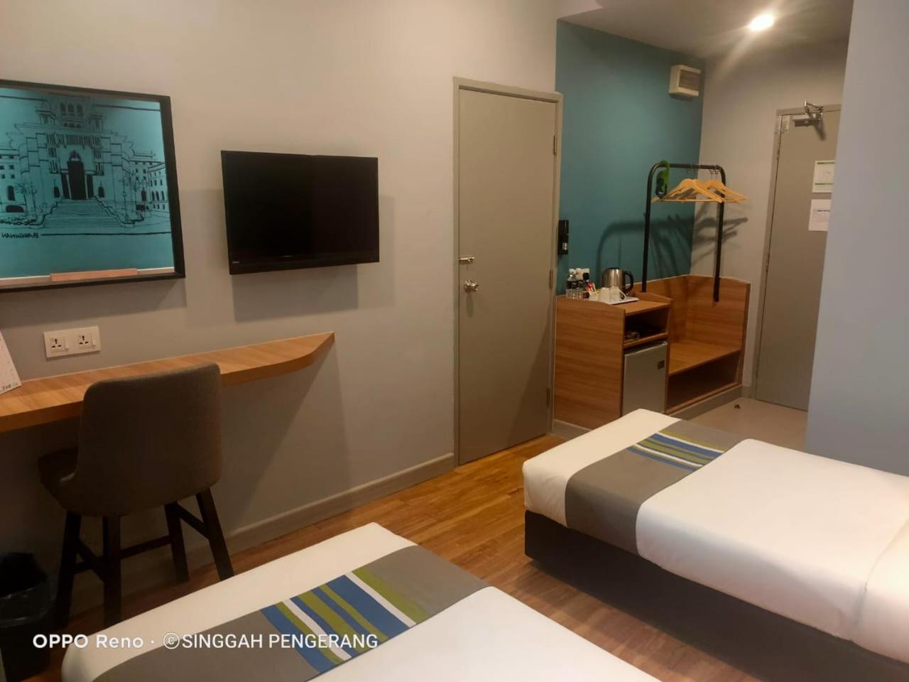 Superior Twin Room - Photo 6