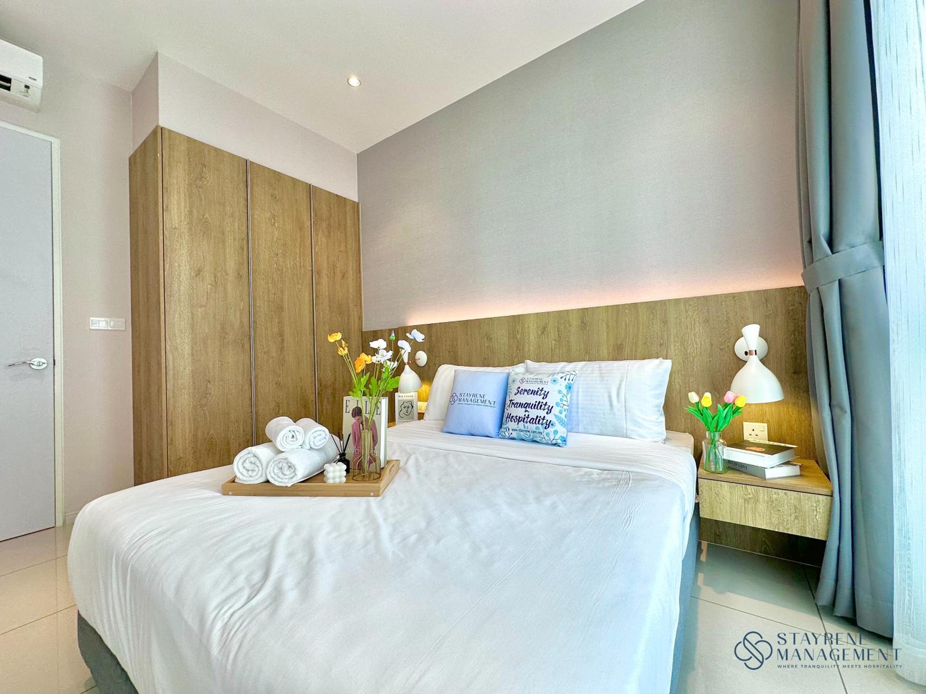 Three-Bedroom Suite - Photo 12
