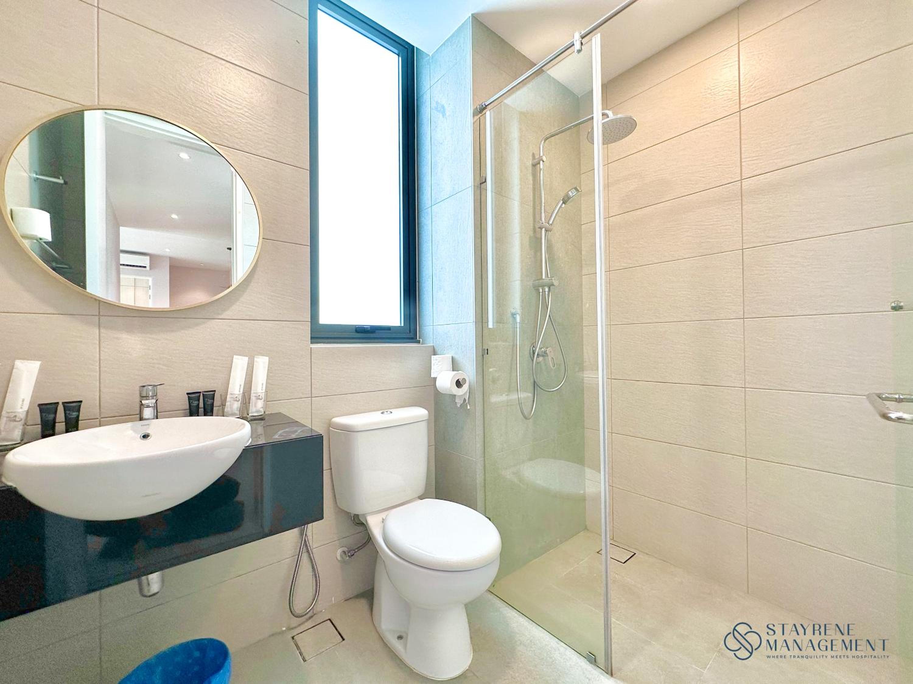 Three-Bedroom Suite - Photo 13