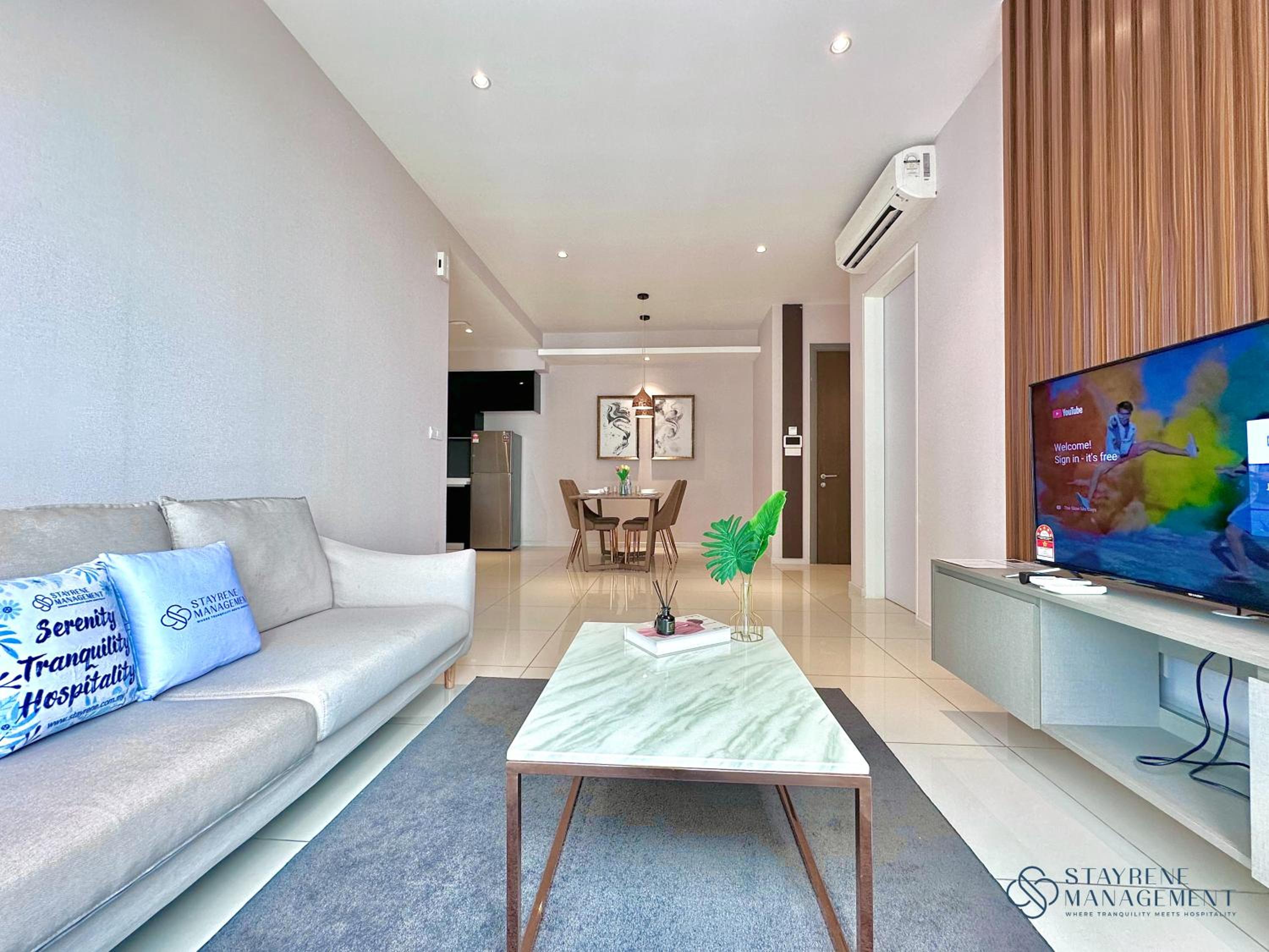 Three-Bedroom Suite - Photo 8