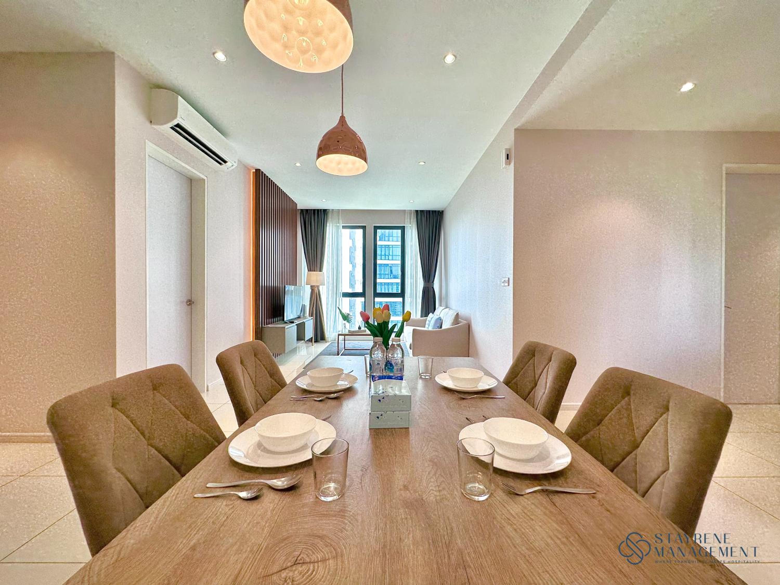 Three-Bedroom Suite - Photo 17