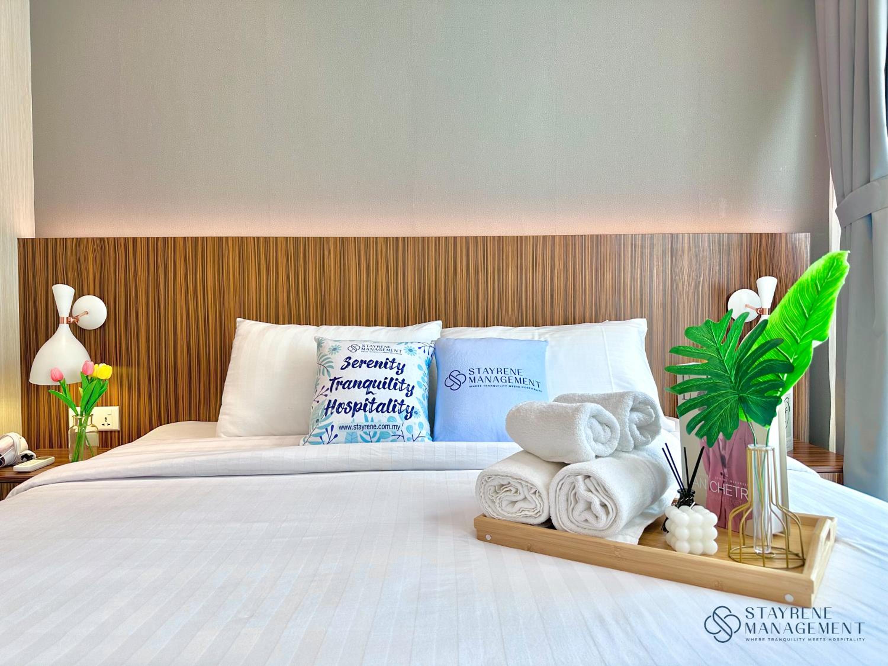 Three-Bedroom Suite - Photo 21