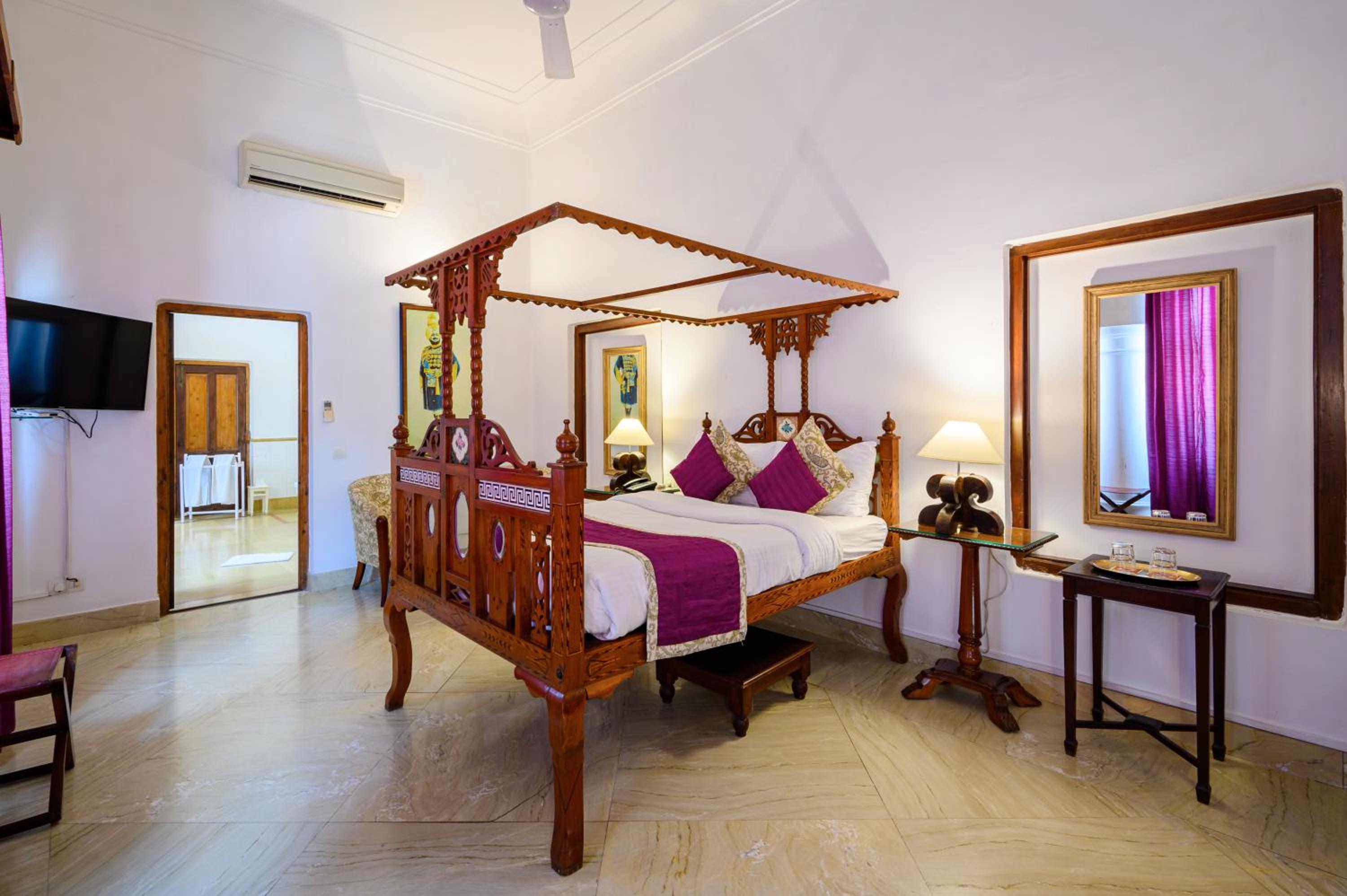 Heritage Comfort - Complimentary Evening Tea, 10% off on Laundry Service photo 2