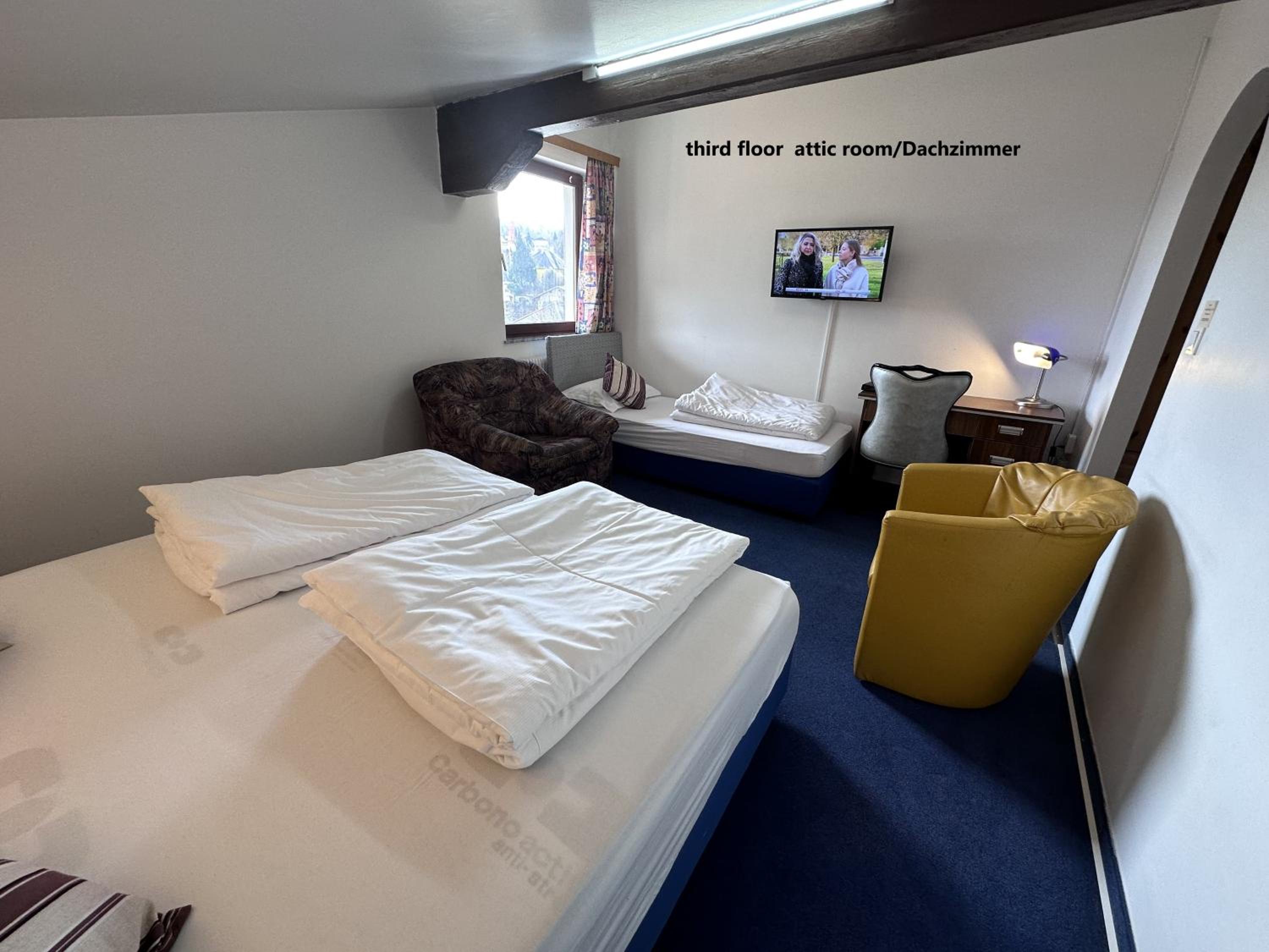 Comfort Triple Room with Shower