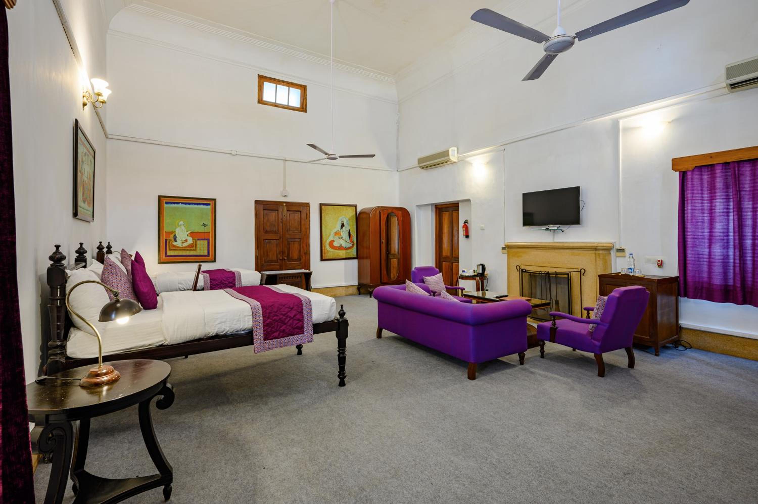 Heritage Romance - Complimentary Evening Tea, 10% off on Laundry Service photo 1